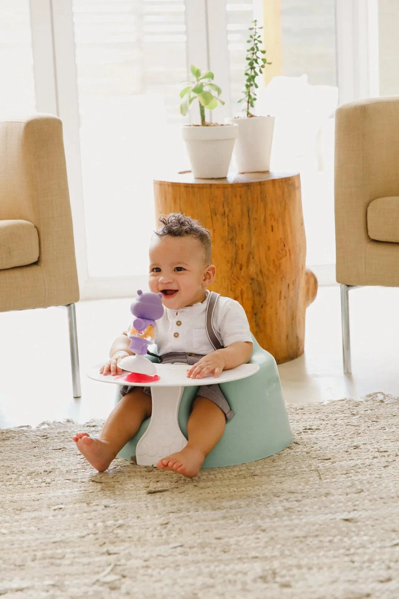 Bumbo Classic Baby-Bodensitz für Kleinkinder