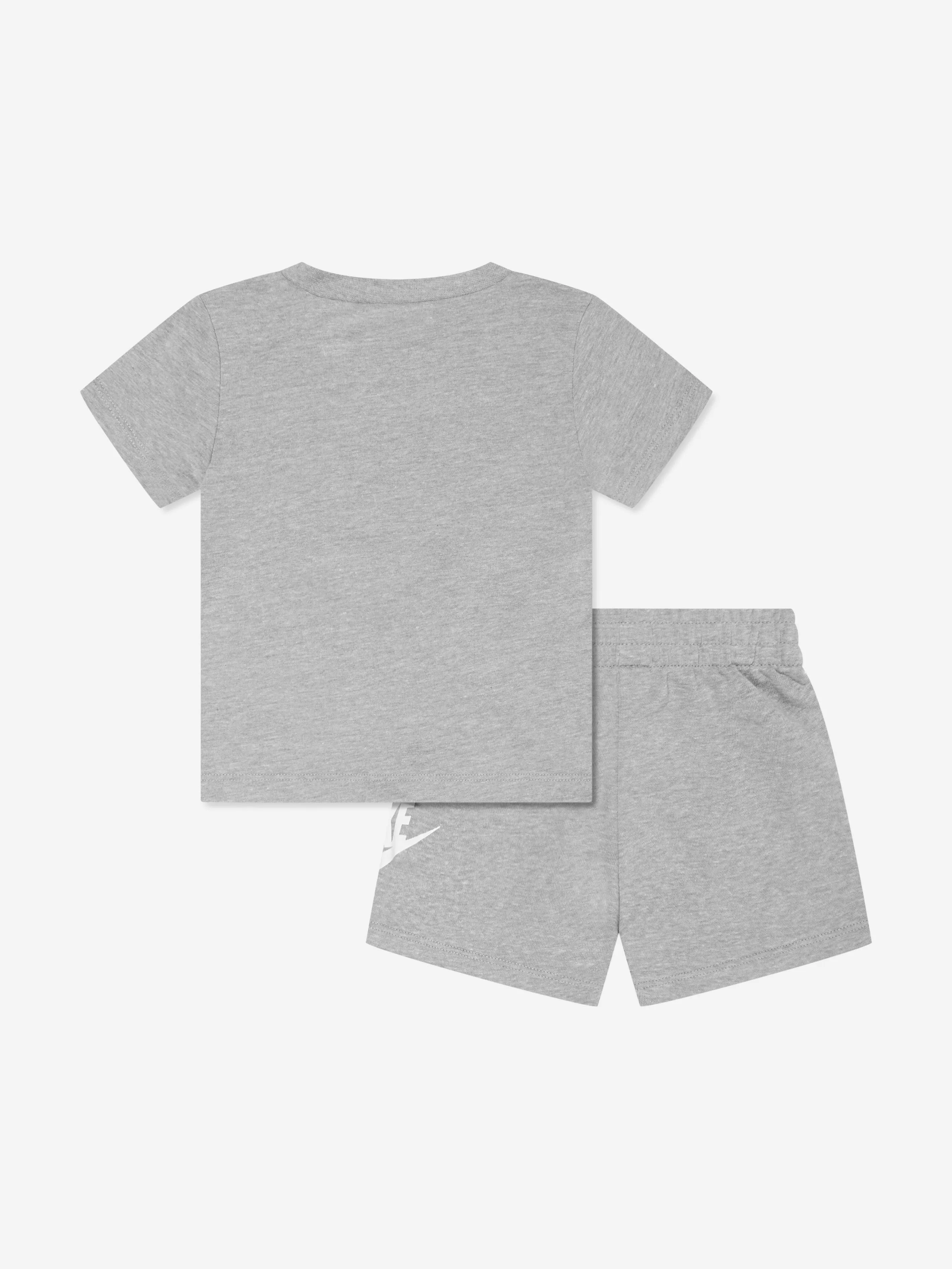 Nike Boys Club T-Shirt und Shorts Set in Grau