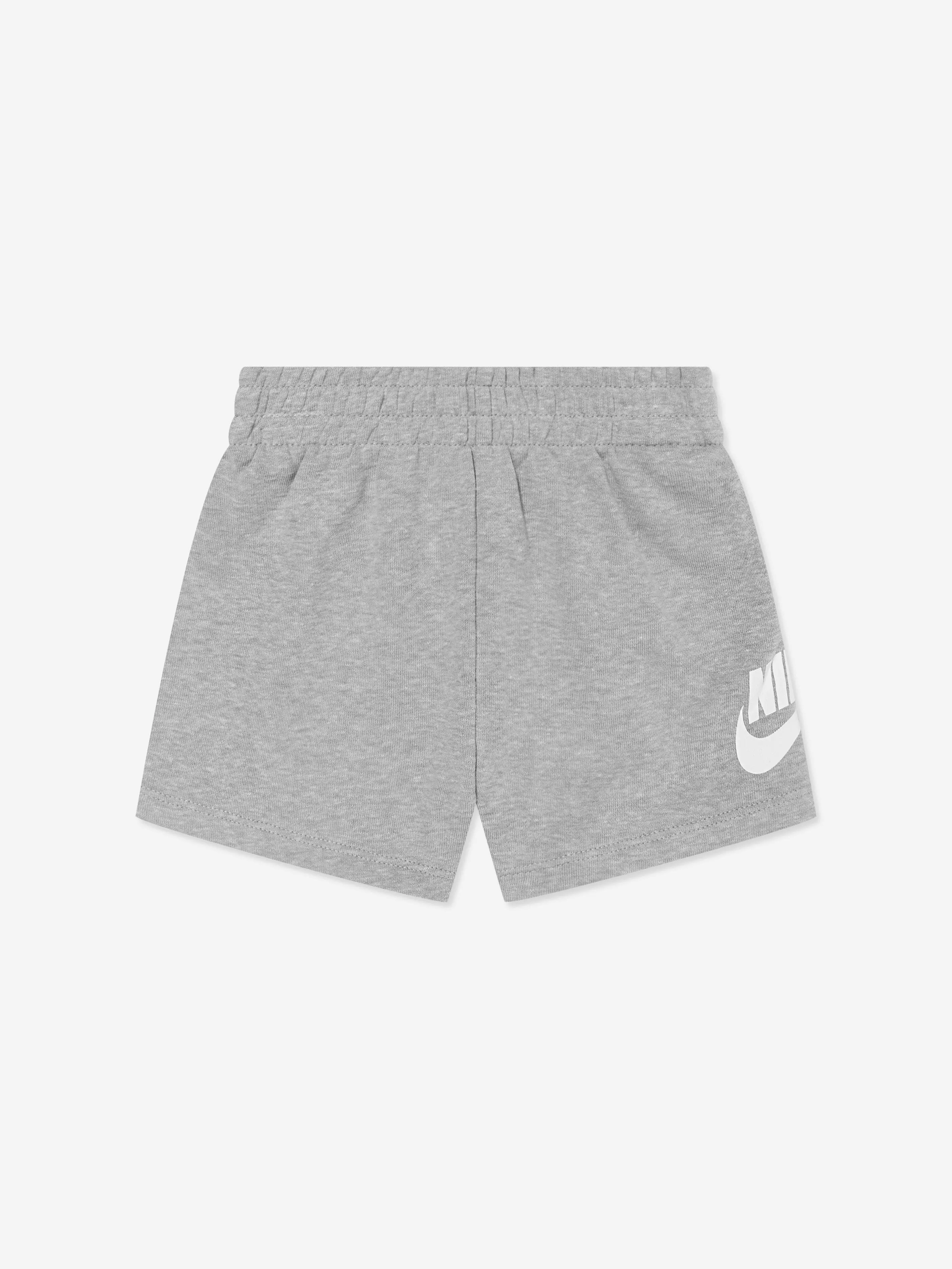 Nike Boys Club T-Shirt und Shorts Set in Grau