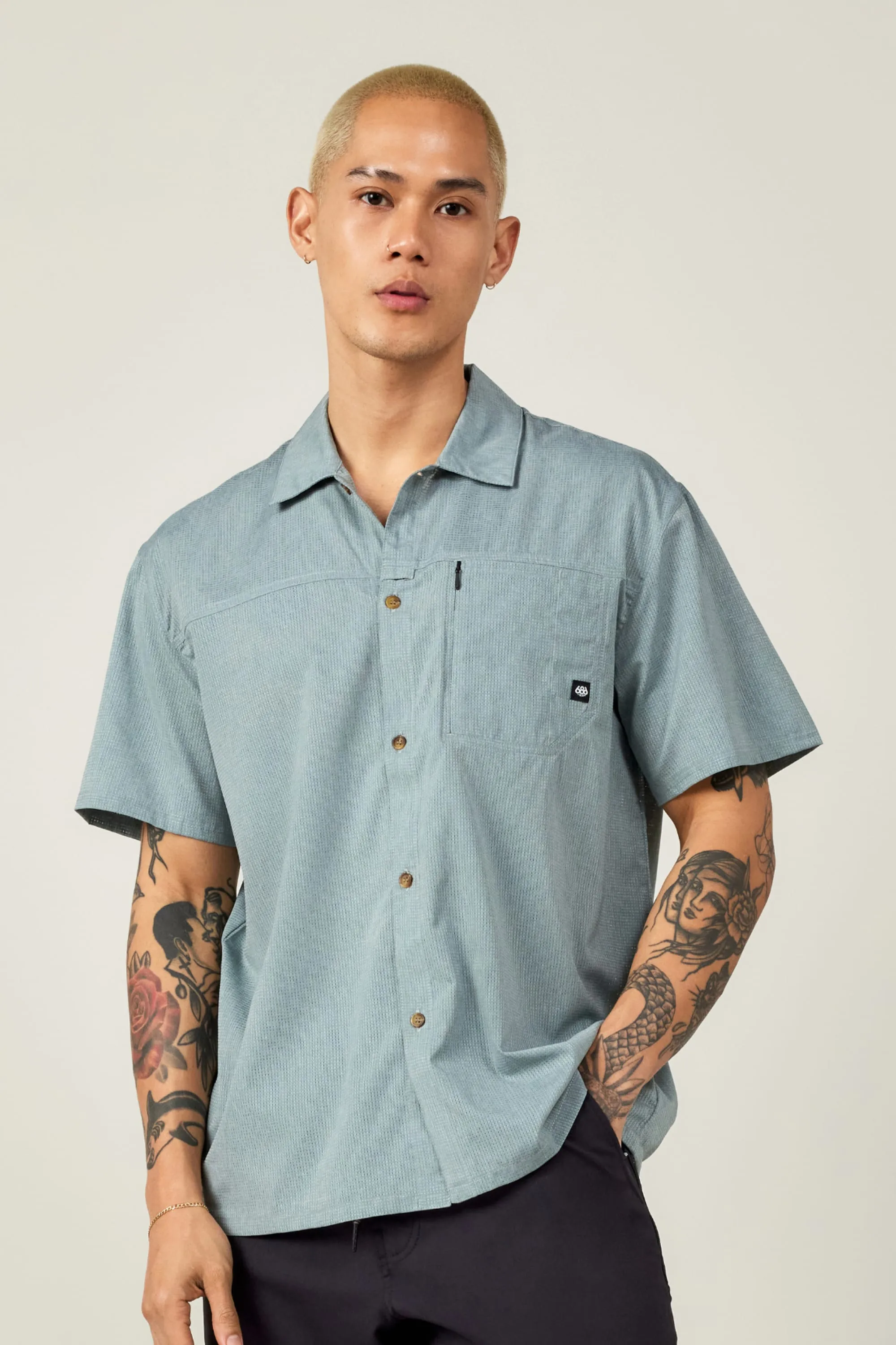 Super Specials 686 Canopy Perforated Button Up on our site, clearance price for you, Welcome!