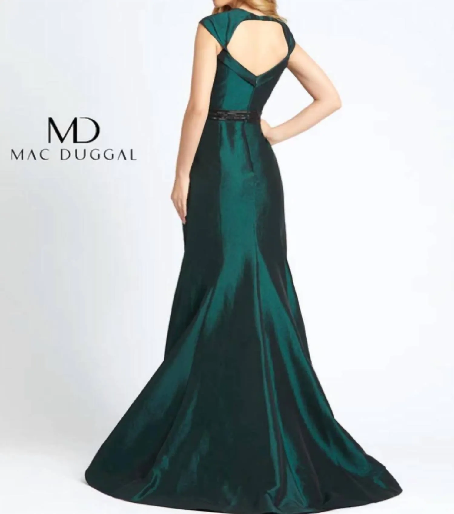 12118L In Bottle Green