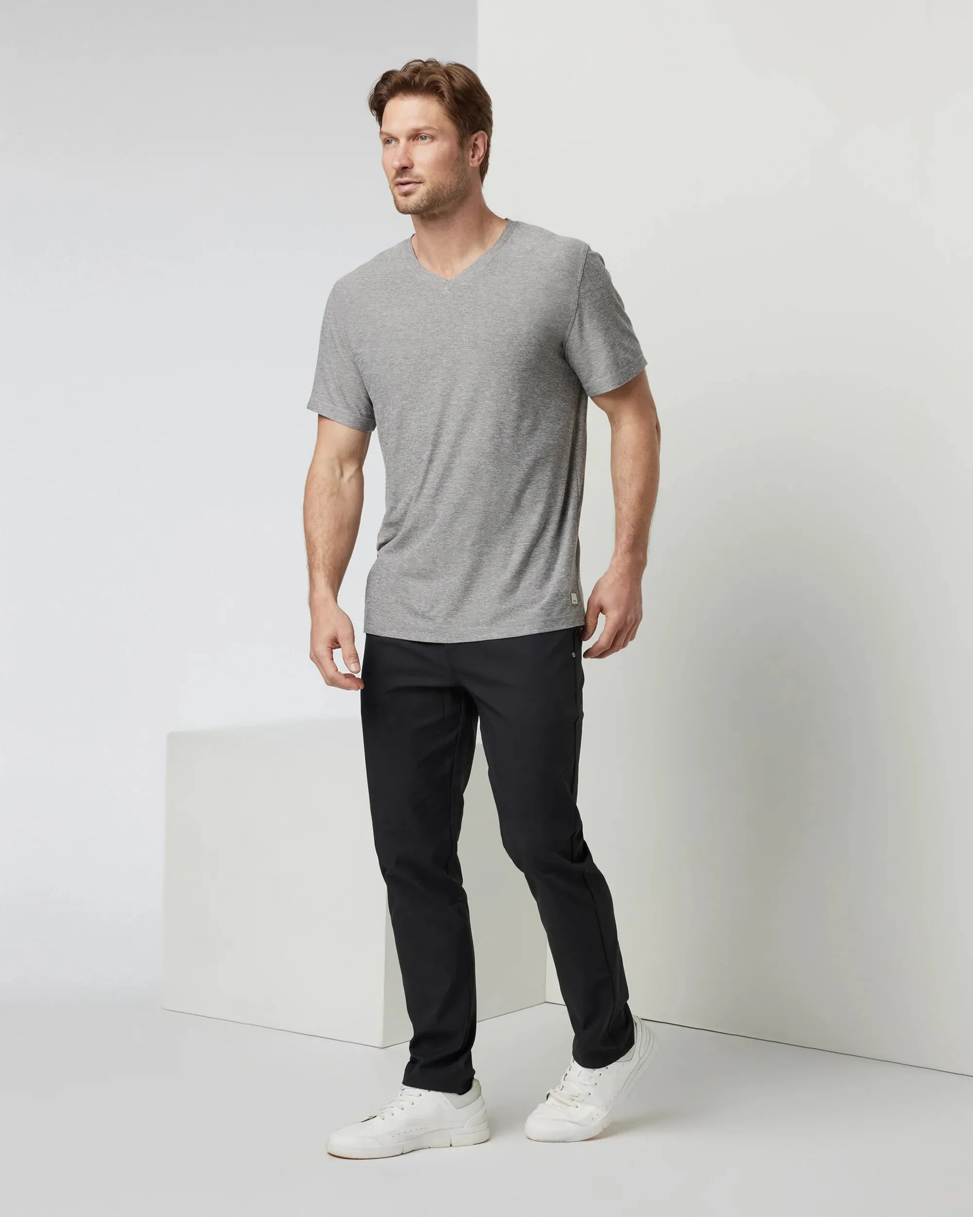 View 2025 Cheap Authentic Vuori Men's Cascade Tech Chino Slim 30" with high quality and competitive price, trust our original Items.