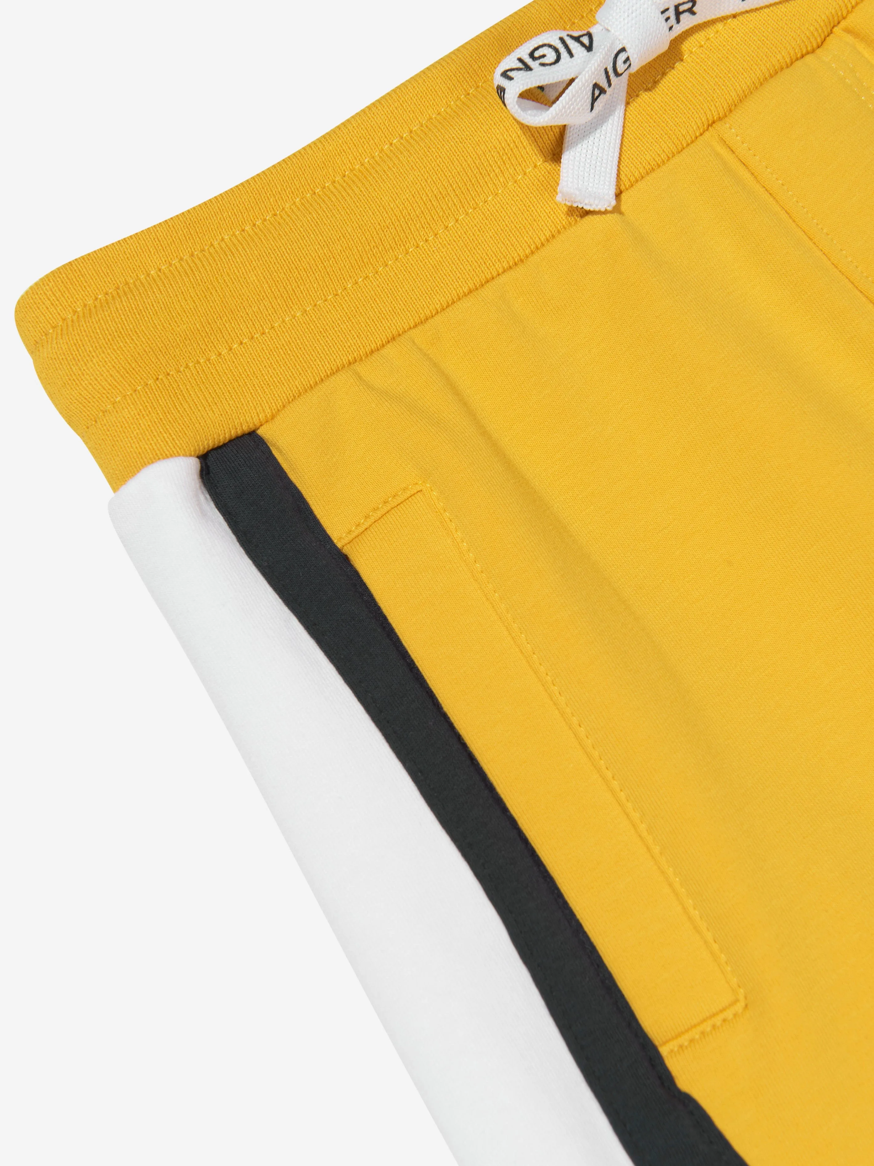 Aigner Boys Logo Bermuda Shorts in Gelb