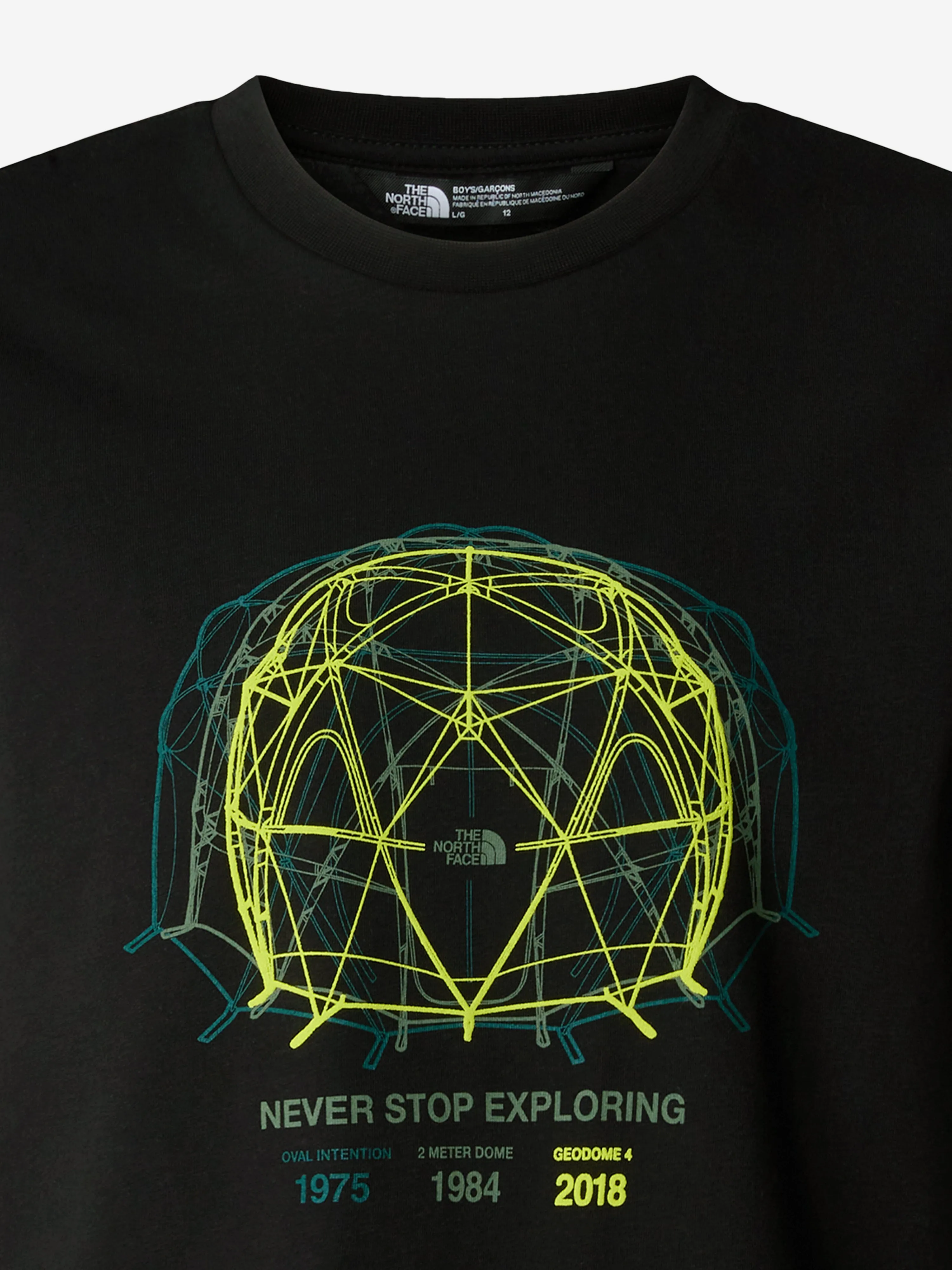Jungen Grafik T-Shirt lässig geschnitten in Schwarz