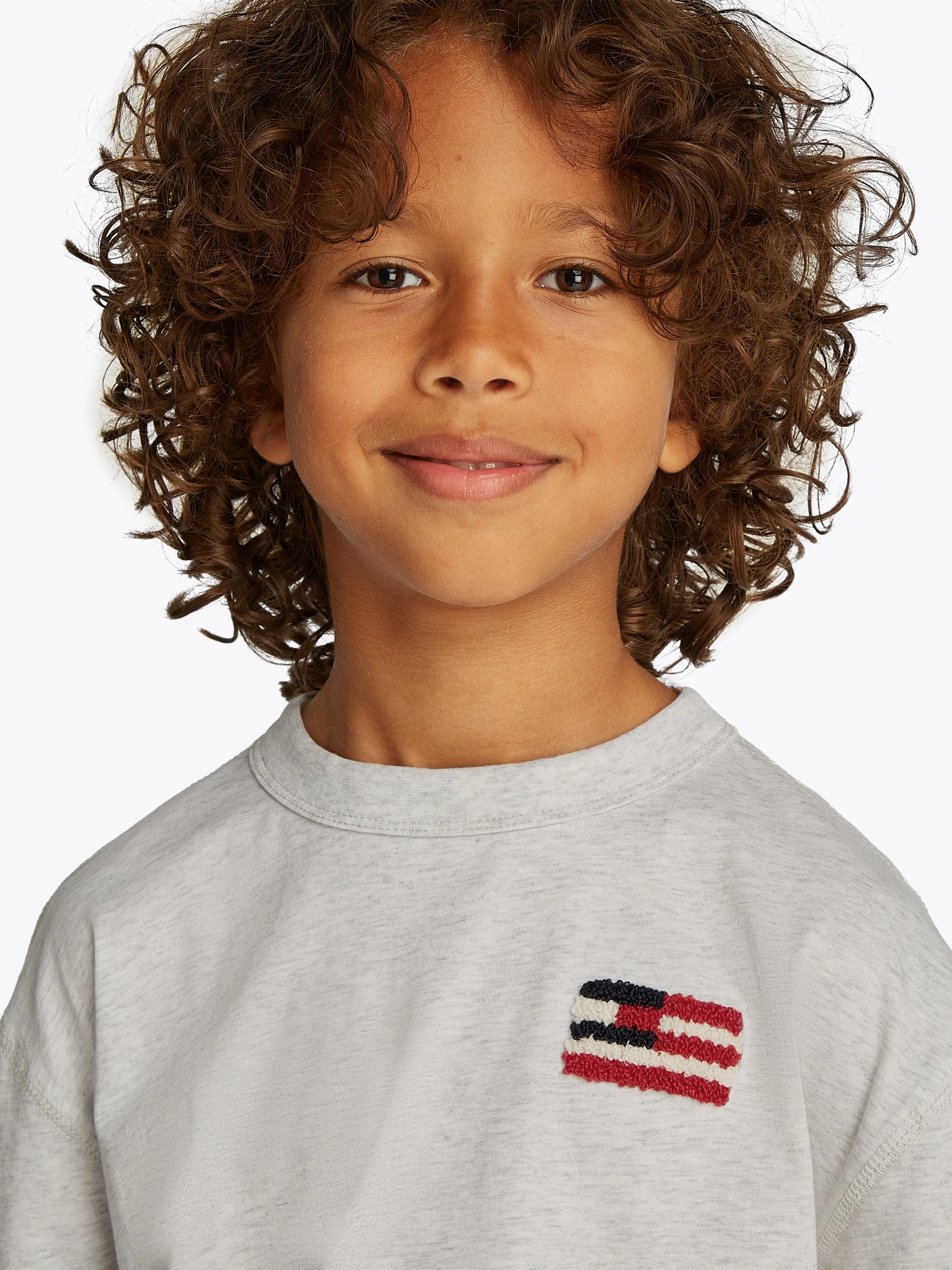 Boys Hilfiger Flag Besticktes T-Shirt in Grau