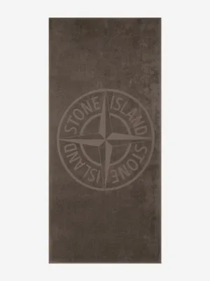 Braunes Strandtuch mit Jungen-Logo