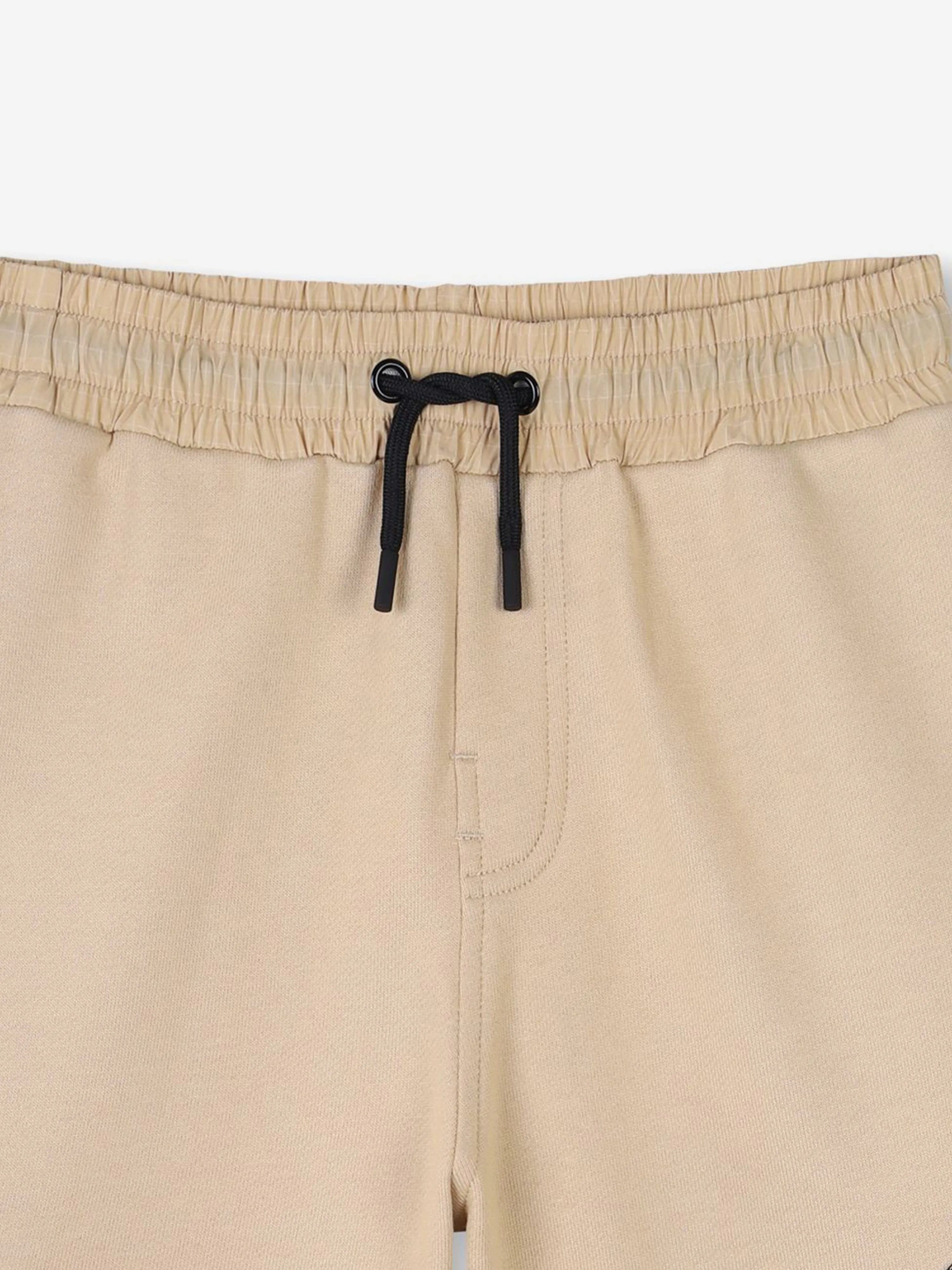 Jungen-Hosentaschen-Bermudashorts in Beige