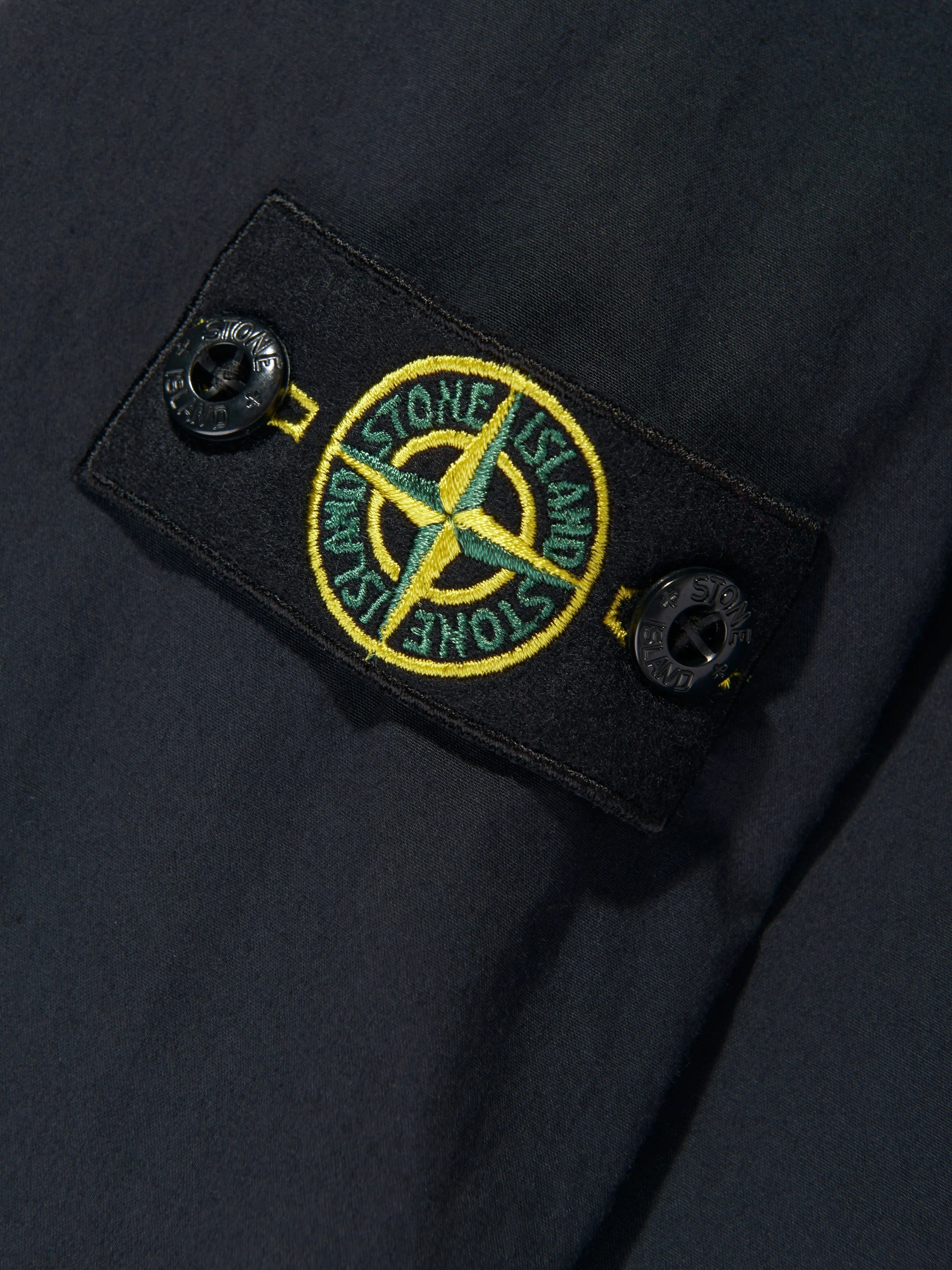 Jungen Kurzparka in Marineblau
