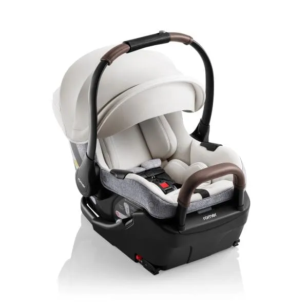Britax Romer Juni Kinderautositz mit Versa-Basis