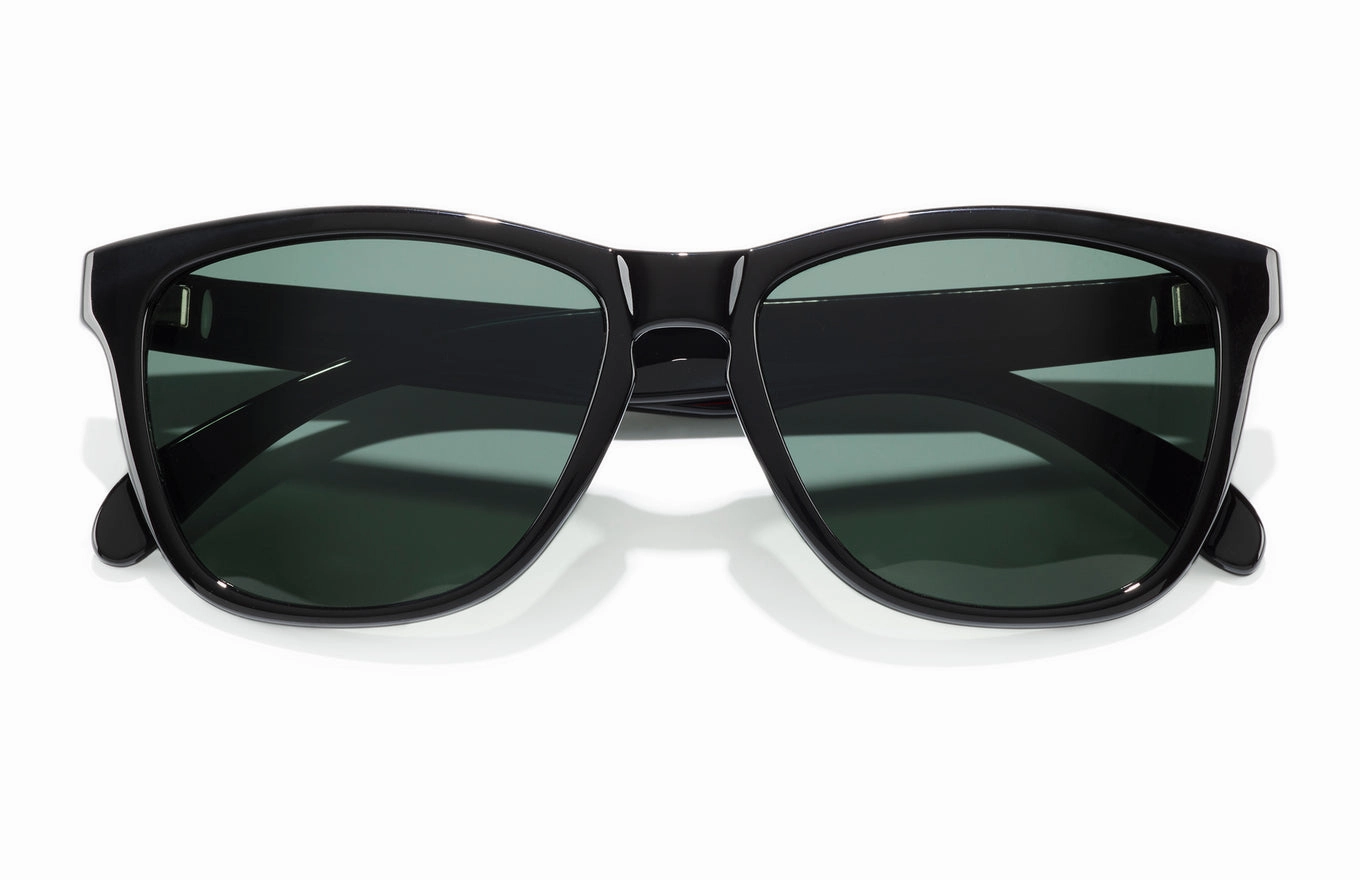 100% Authentic Sunski Headland .100% quality. Visit our website to rich your wardrobe with Items.