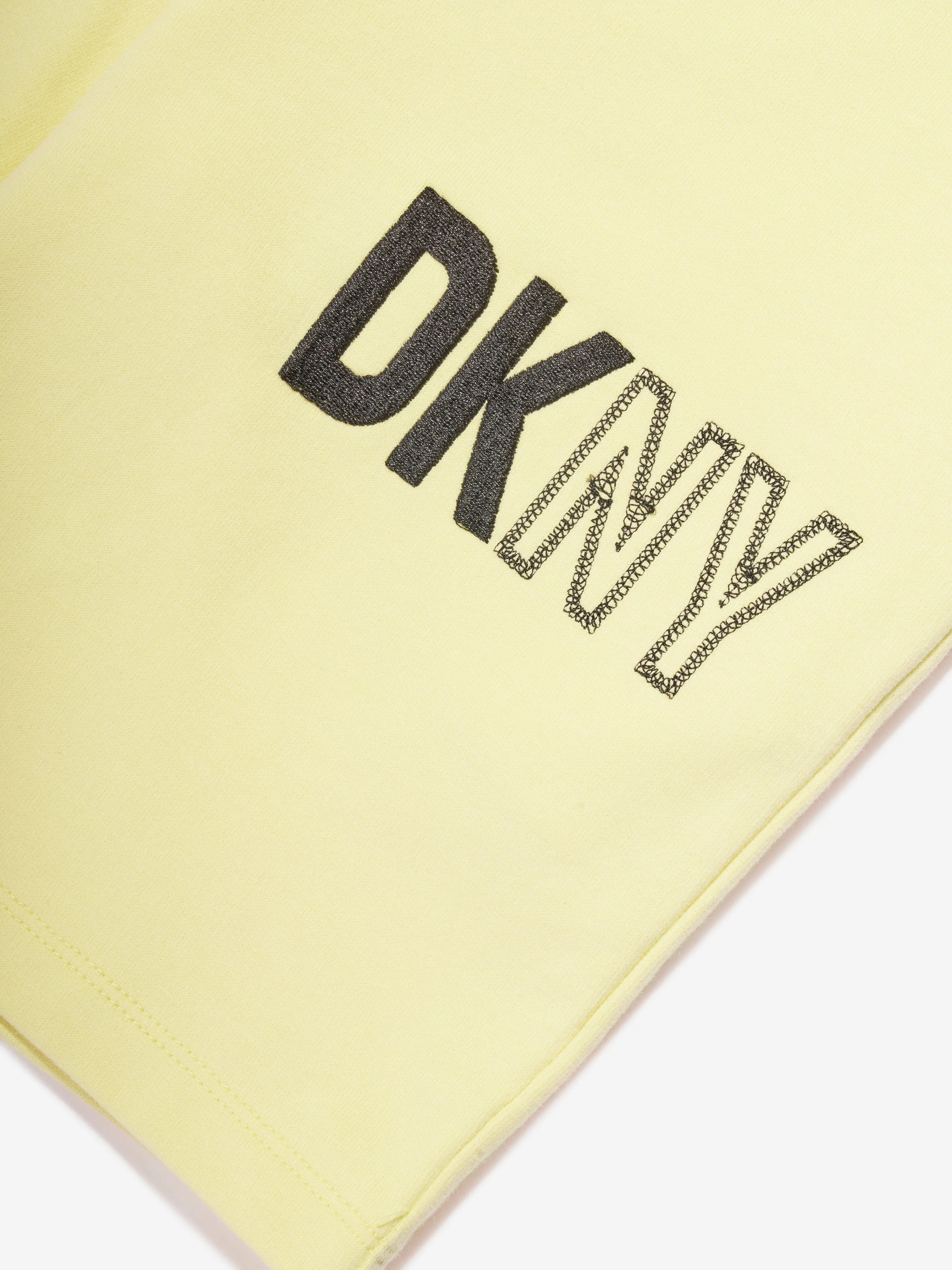 DKNY Kids Logo Bermuda-Shorts in Rosa