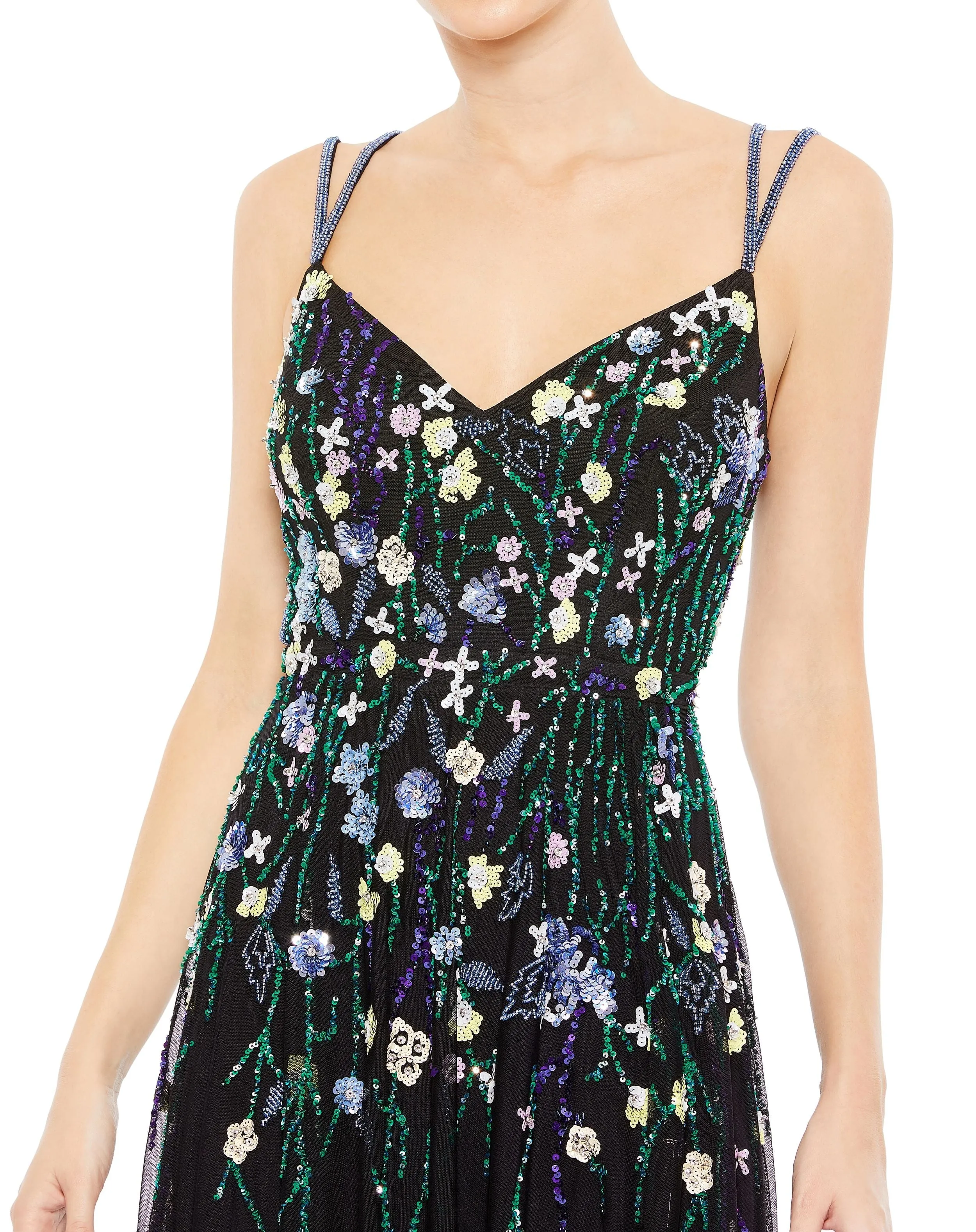 Embellished Spaghetti Strao V Neck A Line Gown