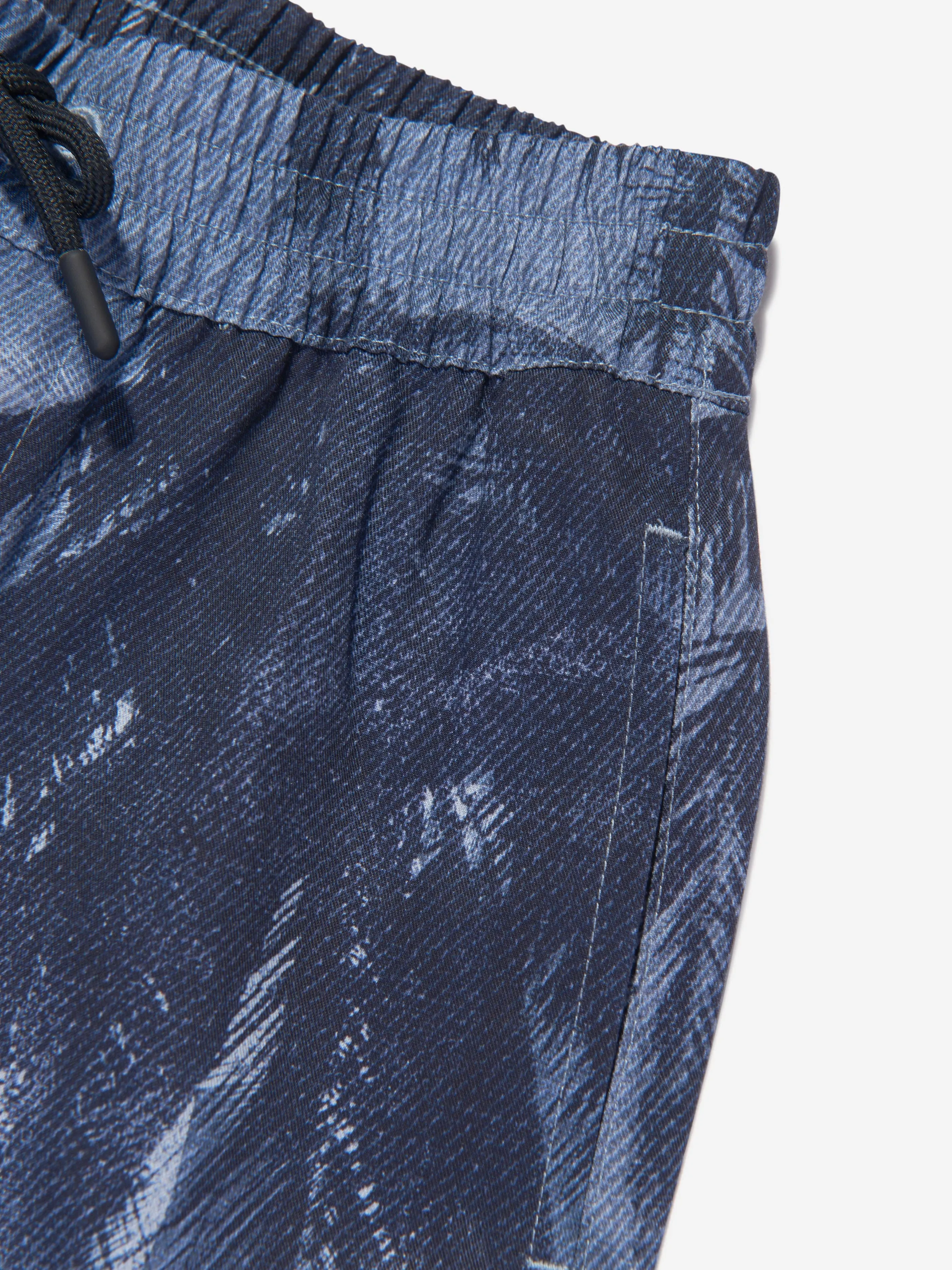 Emporio Armani Jungen Palmblatt Shorts in Blau