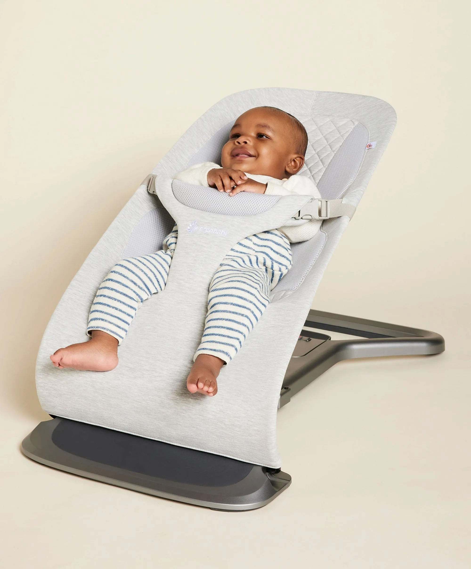 Ergobaby 3-in-1 Evolve Schaukelstuhl mit Spielbügel - Hellgrau