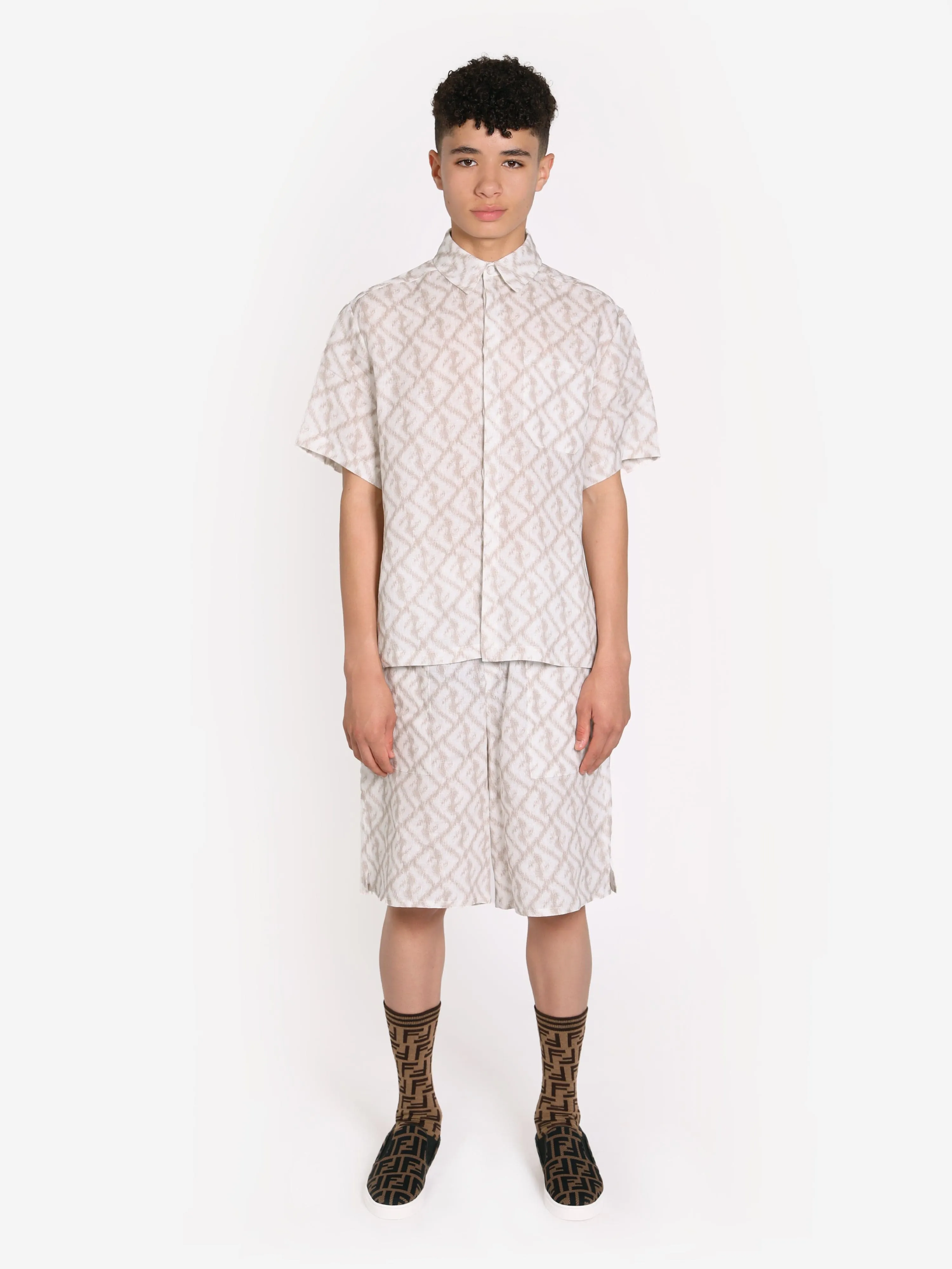 Fendi Boys FF Logo Leinen Shorts in Elfenbein