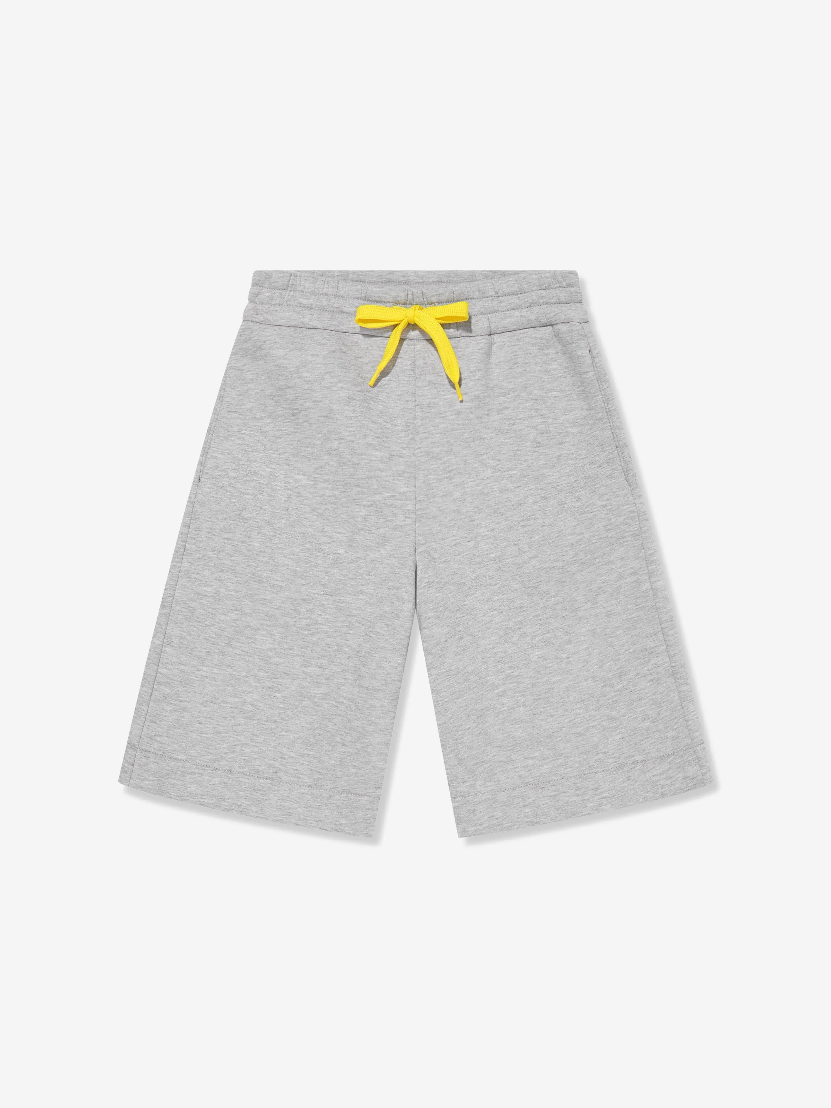 Fendi Boys Logo Bermuda-Shorts in Grau