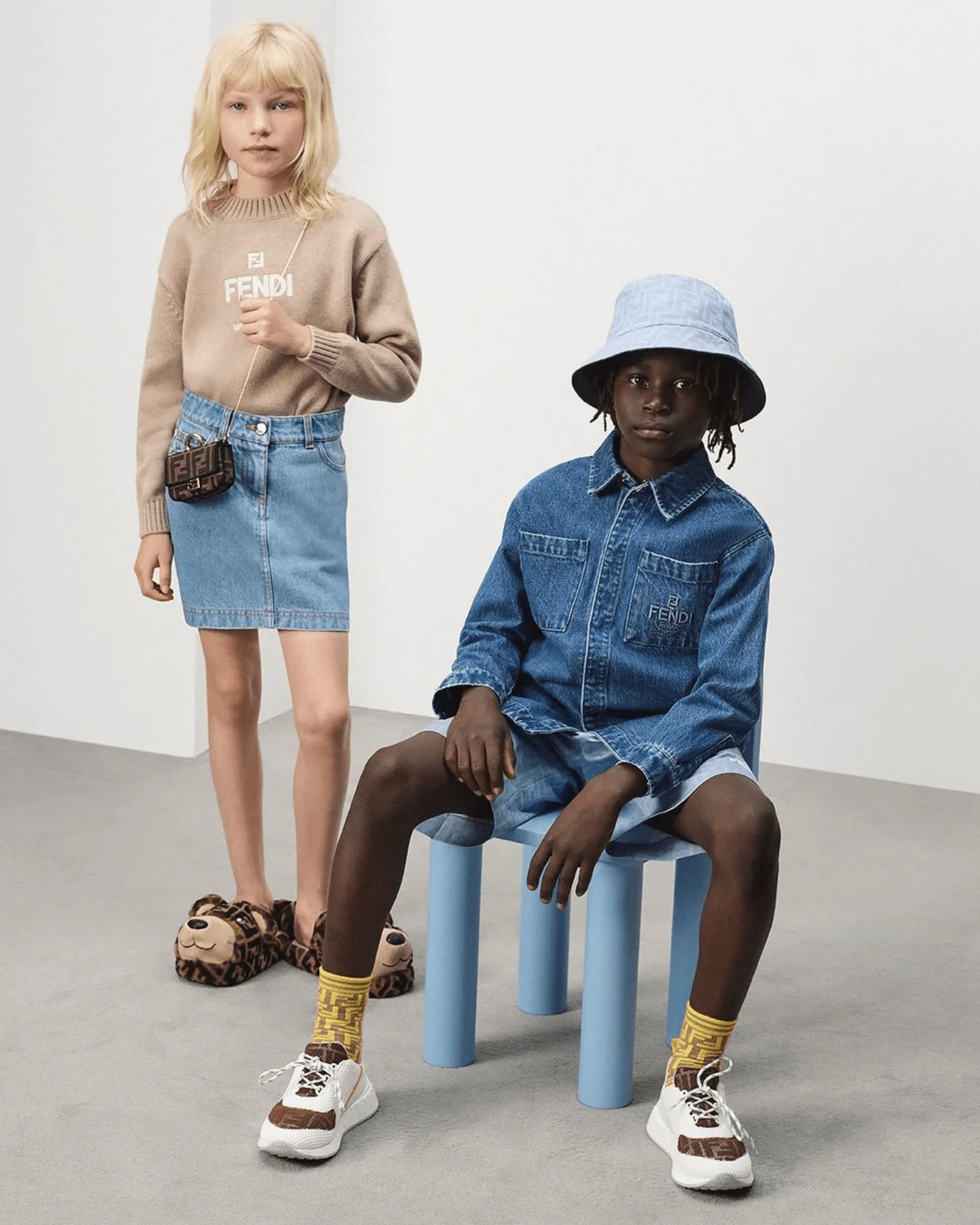 Fendi Kids FF Logo Denim Overshirt in Blau