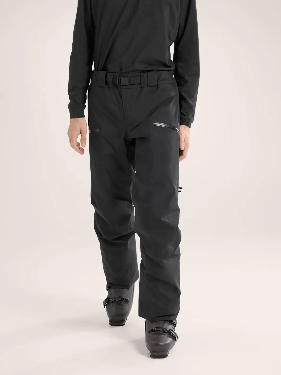 Welcome to Find Original Sabre Insulated Pant Men's Online Store on our genuine website, there are many different styles and colors for Items, don't be hesitate to try it on.