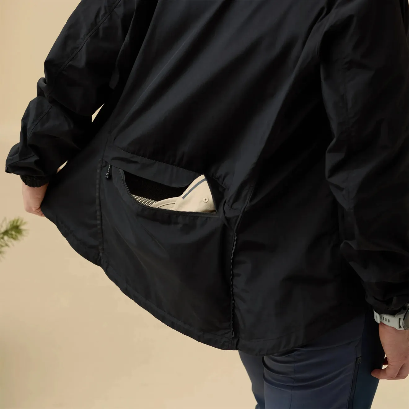 Fjallraven Womens Hoja Rider's Wind Jacket Black