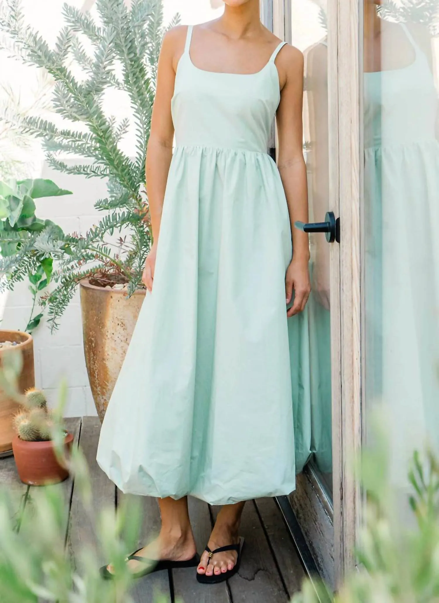 Grand Balloon Midi Dress In Green
