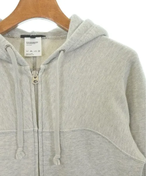 Grüne Kapuzenpullover