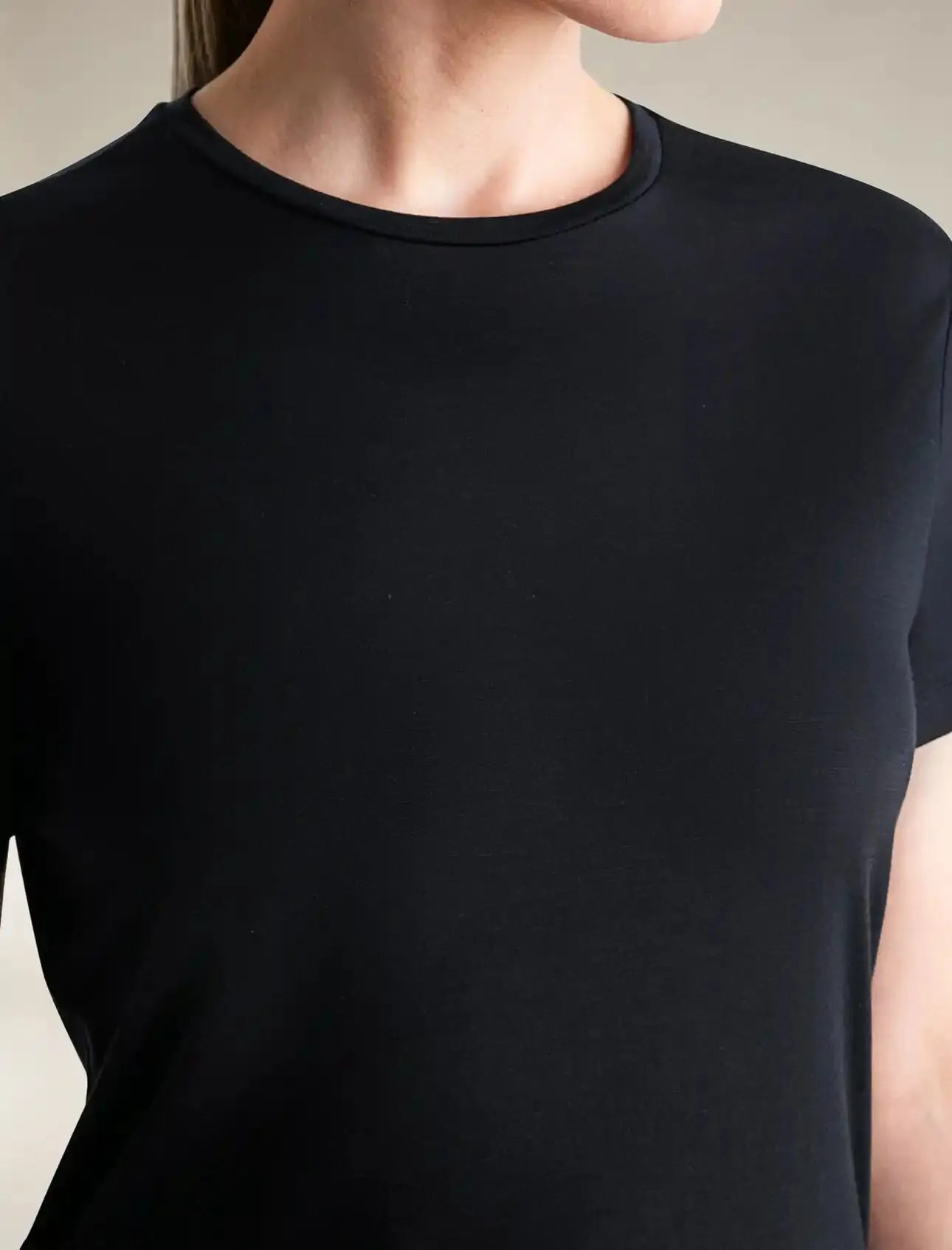 Select For Genuine Icebreaker Merino 125 Cool-Lite Sphere Womens Short Sleeve T-Shirt , we have various style of Items for your selection.