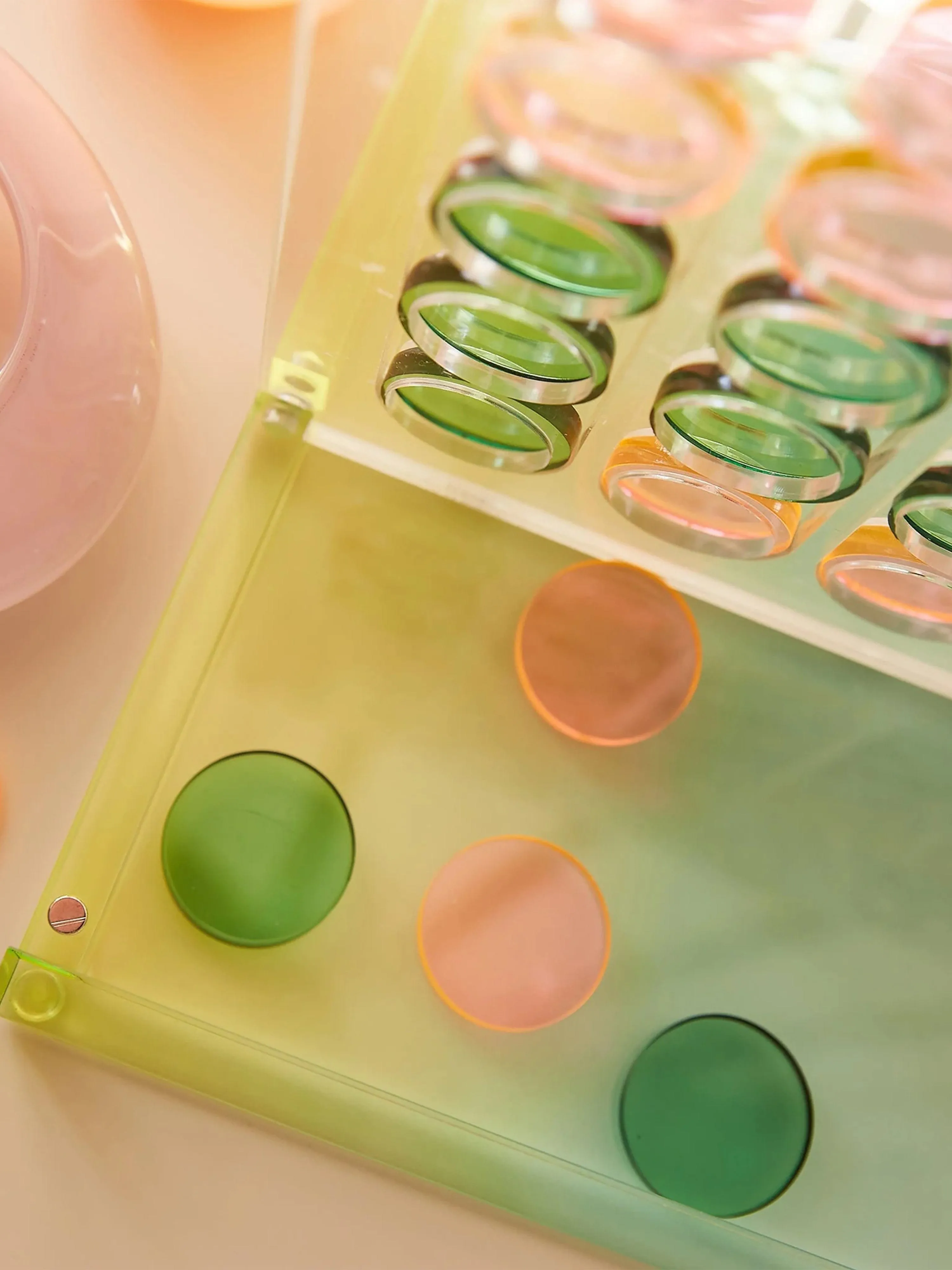 Kinder Lucite 4 in einer Reihe Ombré in Mehrfarben (29cm)