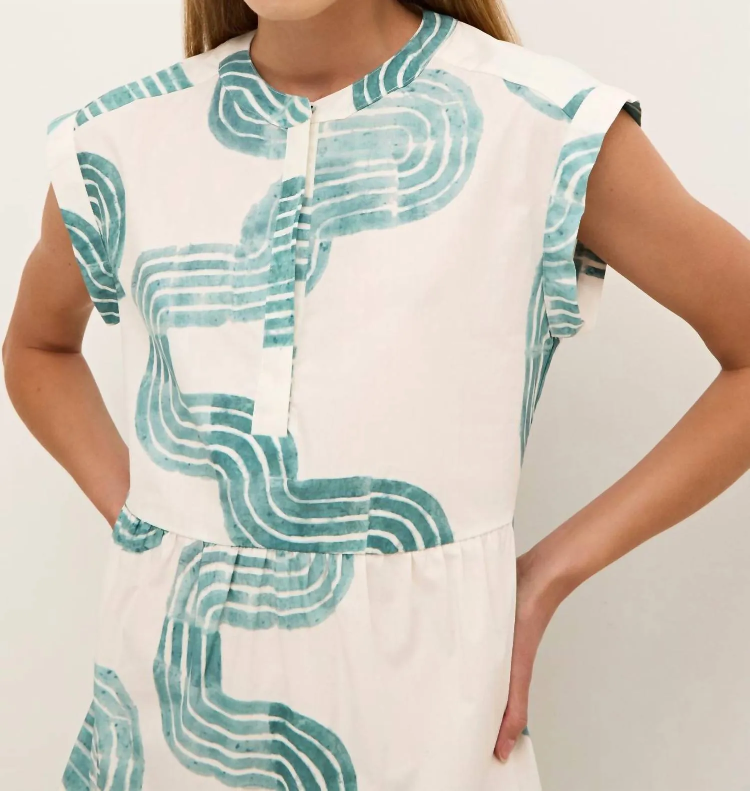 Lachlan Dress In Nile