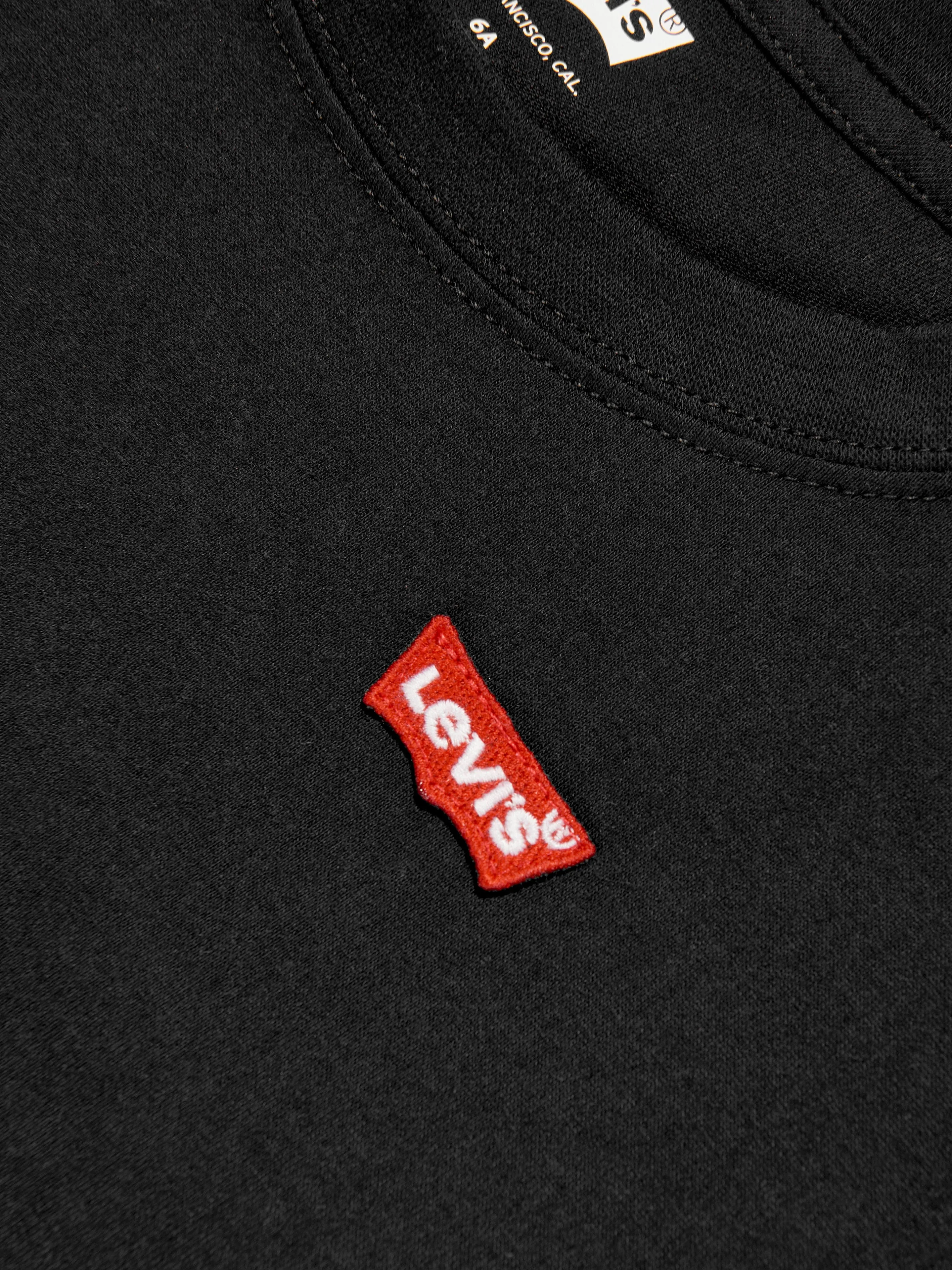 Levi's Jungen Batwing T-Shirt mit Brustlogo in Schwarz