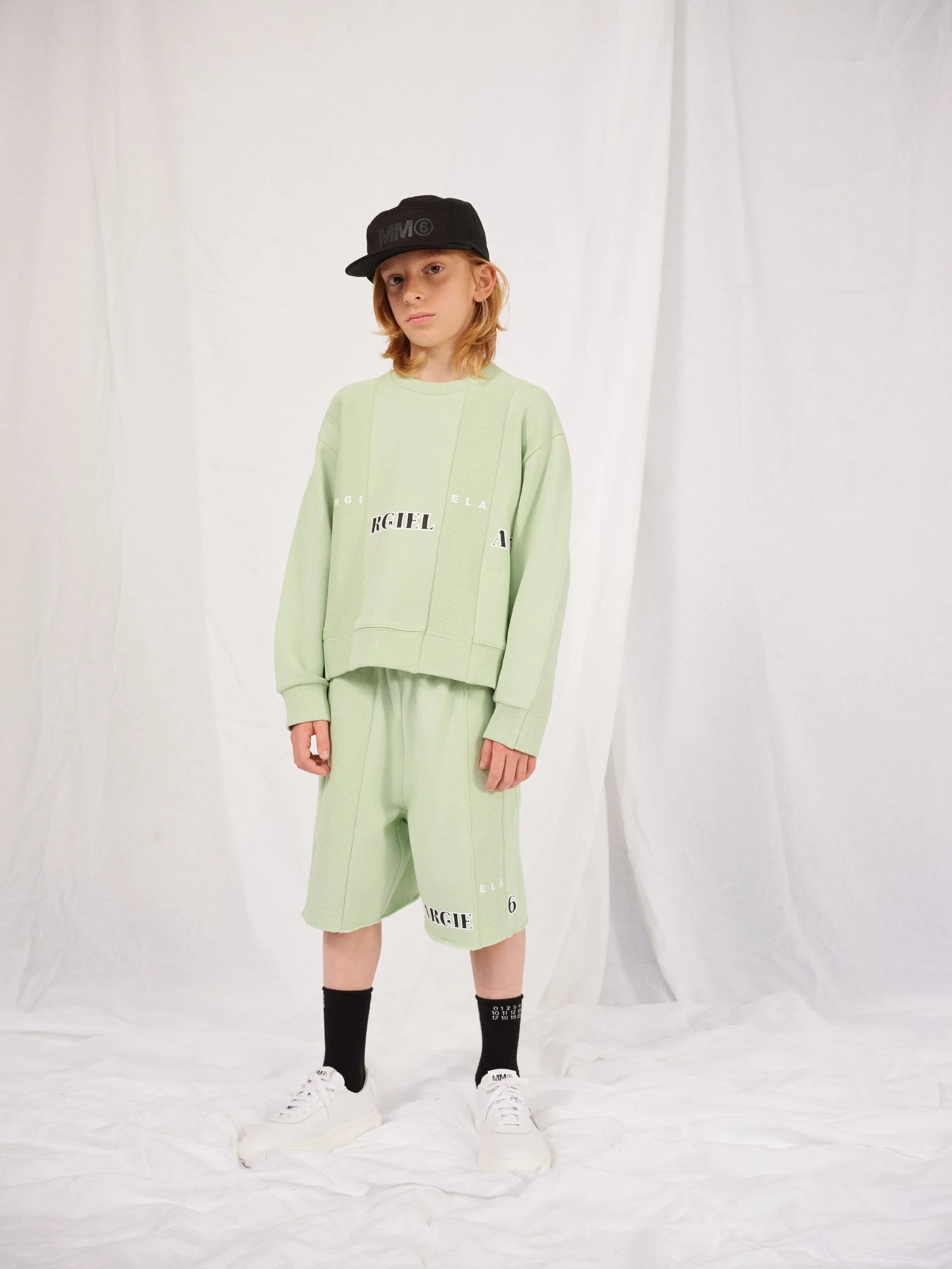 MM6 Maison Margiela Kids Logo Shorts in Grün