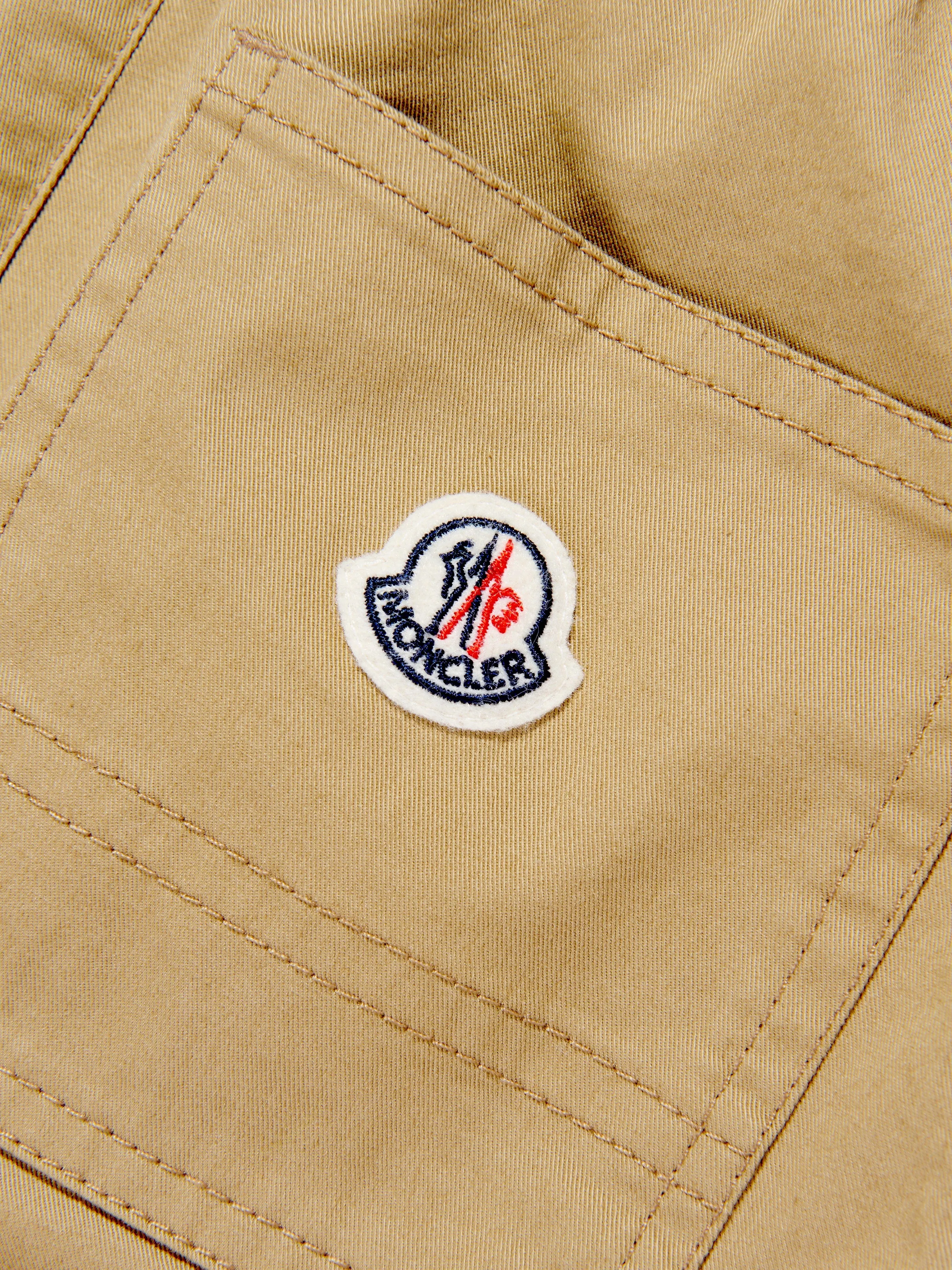 Moncler Enfant Baumwollhose für Jungen in Beige