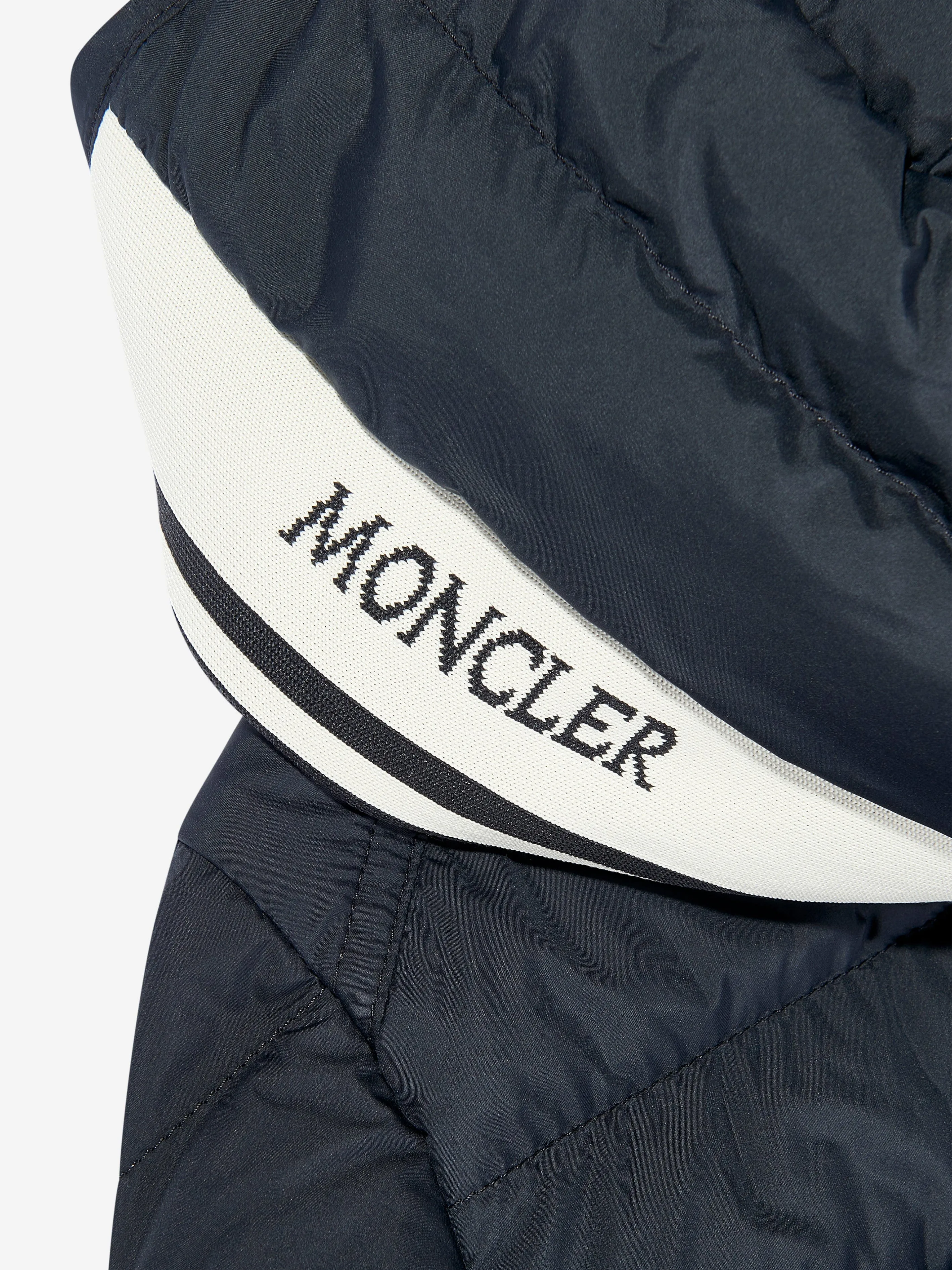 Moncler Enfant Jungen Daunengefütterte Cornour Jacke in Marine