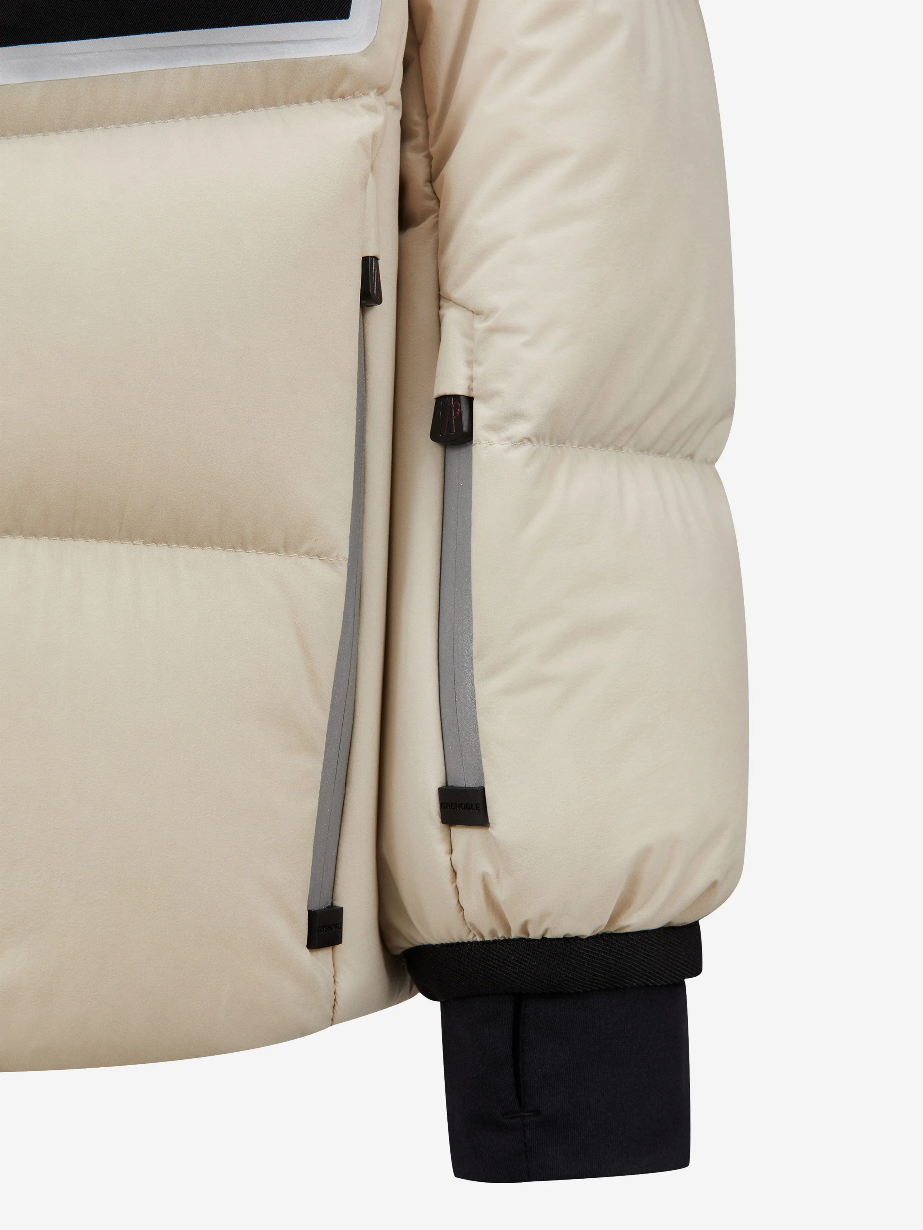 Moncler Enfant Jungen Grenoble Daunengefütterte Mandres Jacke in Beige
