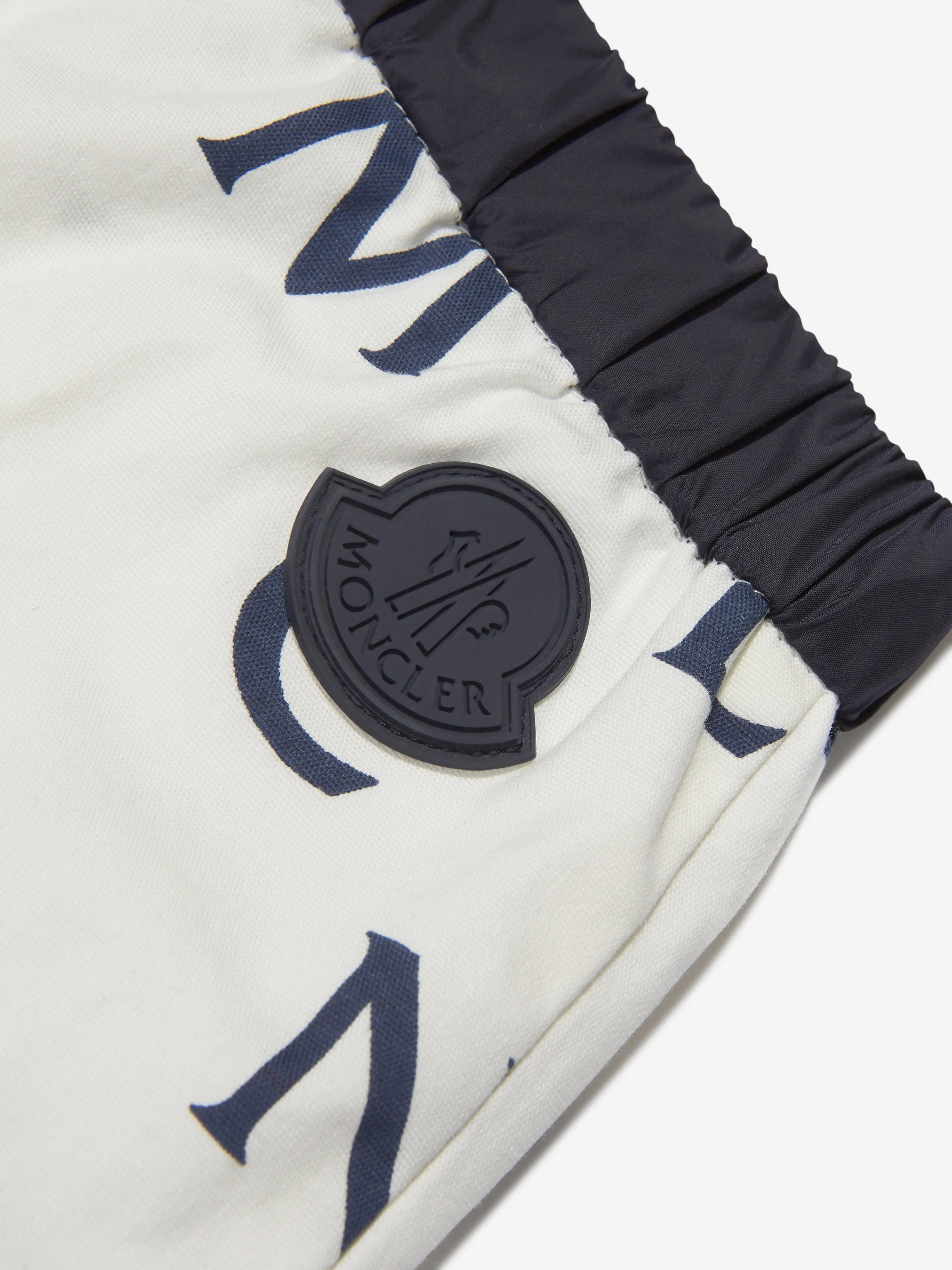 Moncler Enfant Jungen Logo Print Shorts