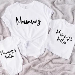 Mummy & Mummy's Bestie Chelsea Script White T-Shirt & Bodysuits baby bump outfits discount