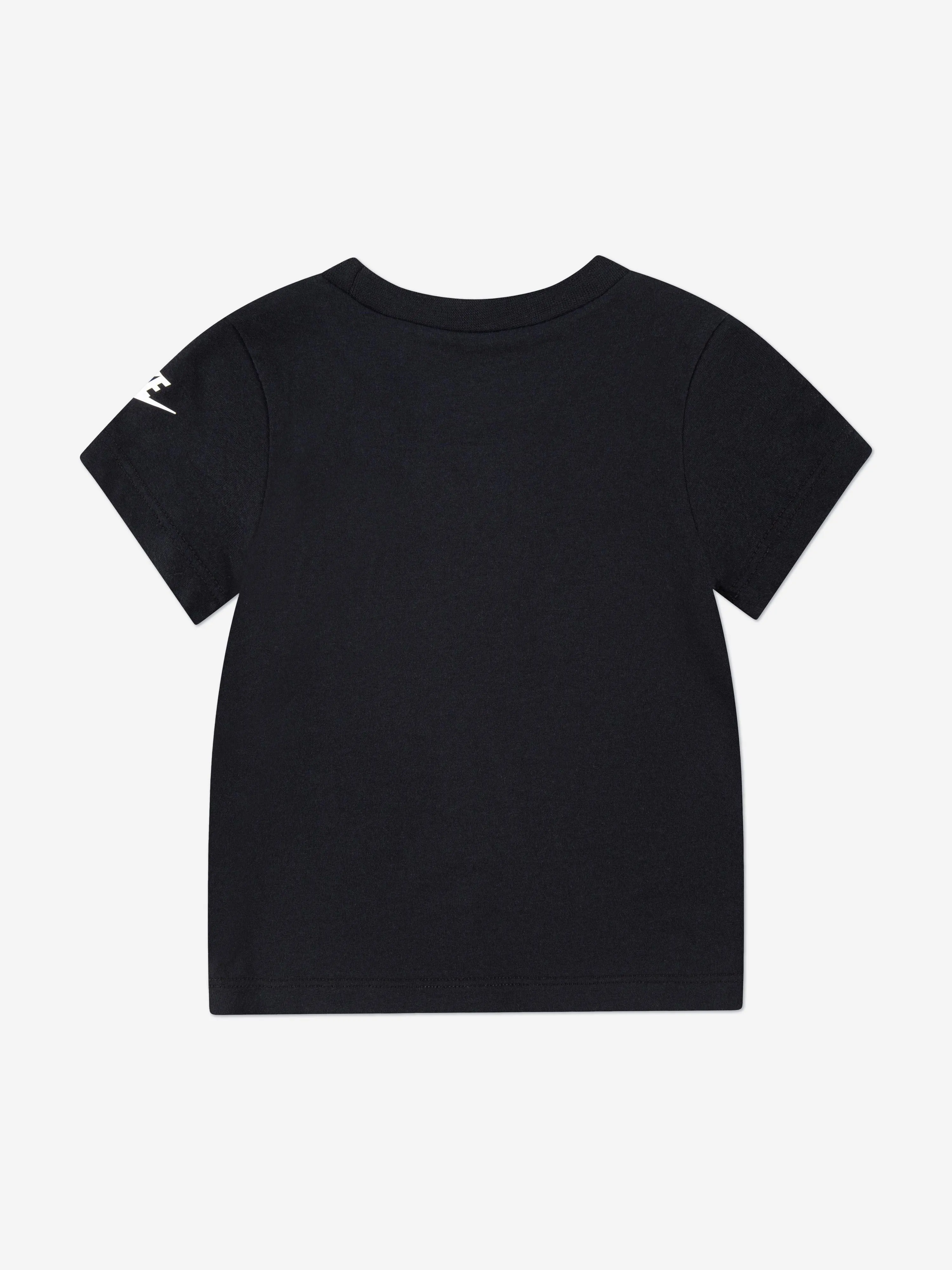 Nike Kids Futura Evergreen T-Shirt in Schwarz