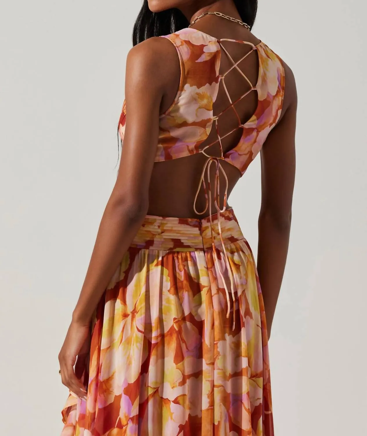 Noya Dress In Rust Yellow Floral
