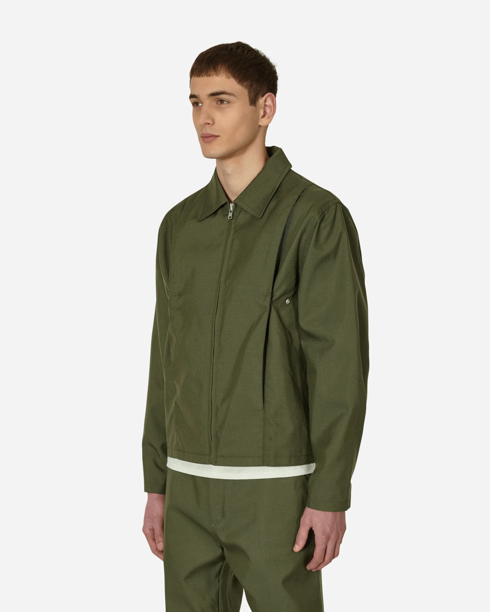 Grüne Bomberjacke mit Falten