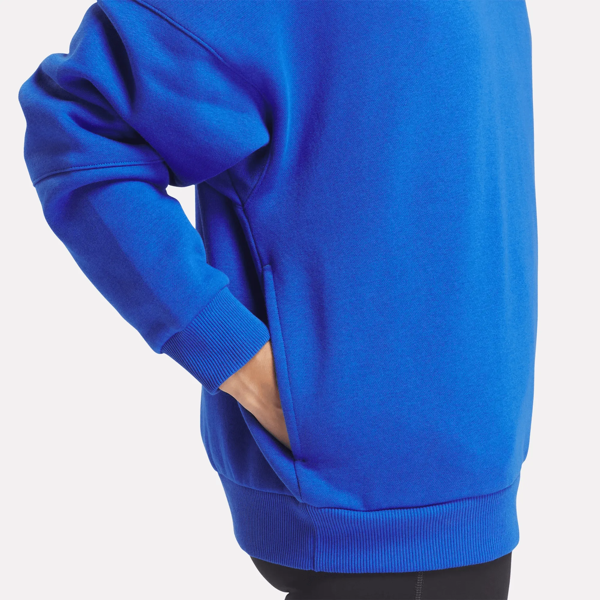 Reebok Bekleidung Damen Reebok x Barbie Kapuzenpullover