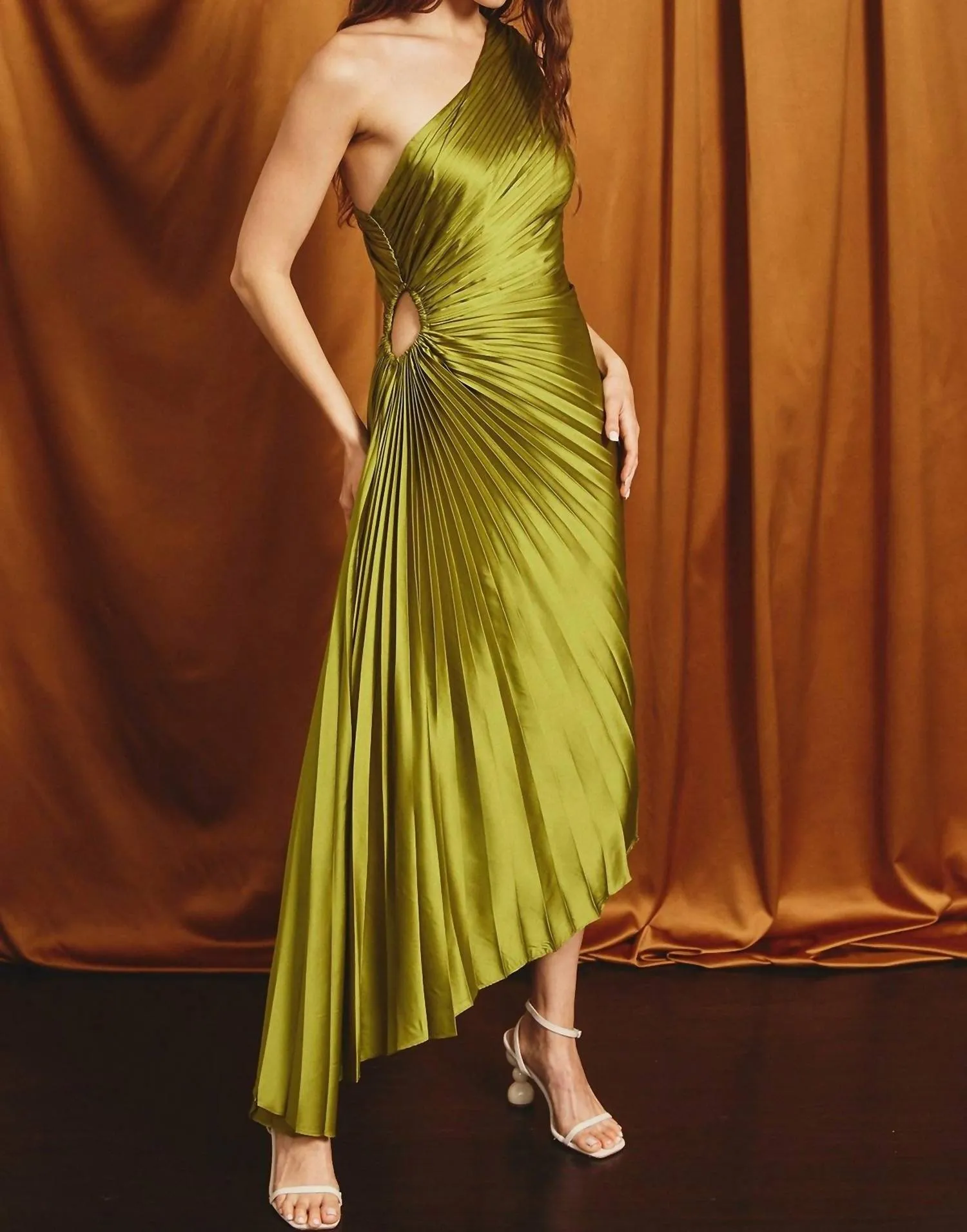 Stella Pleated Midi Dress In Olive Green