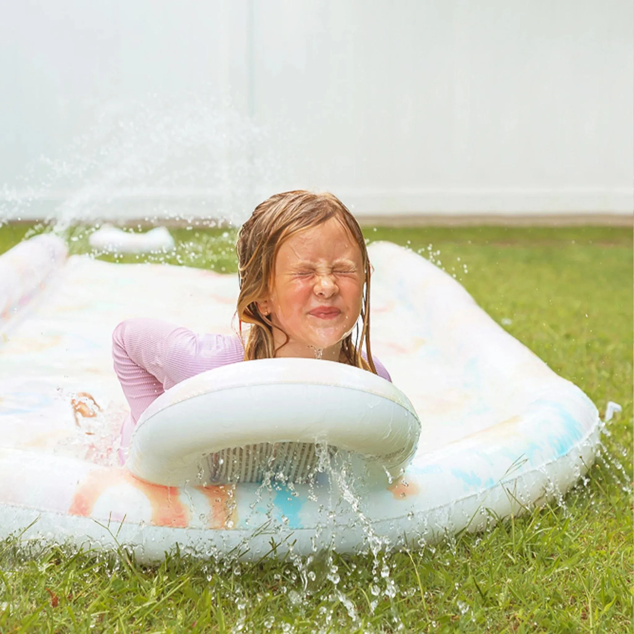 Sunnylife Kids Tie Dye Slip Slide und Boogie Board Set in Pink (480cm)