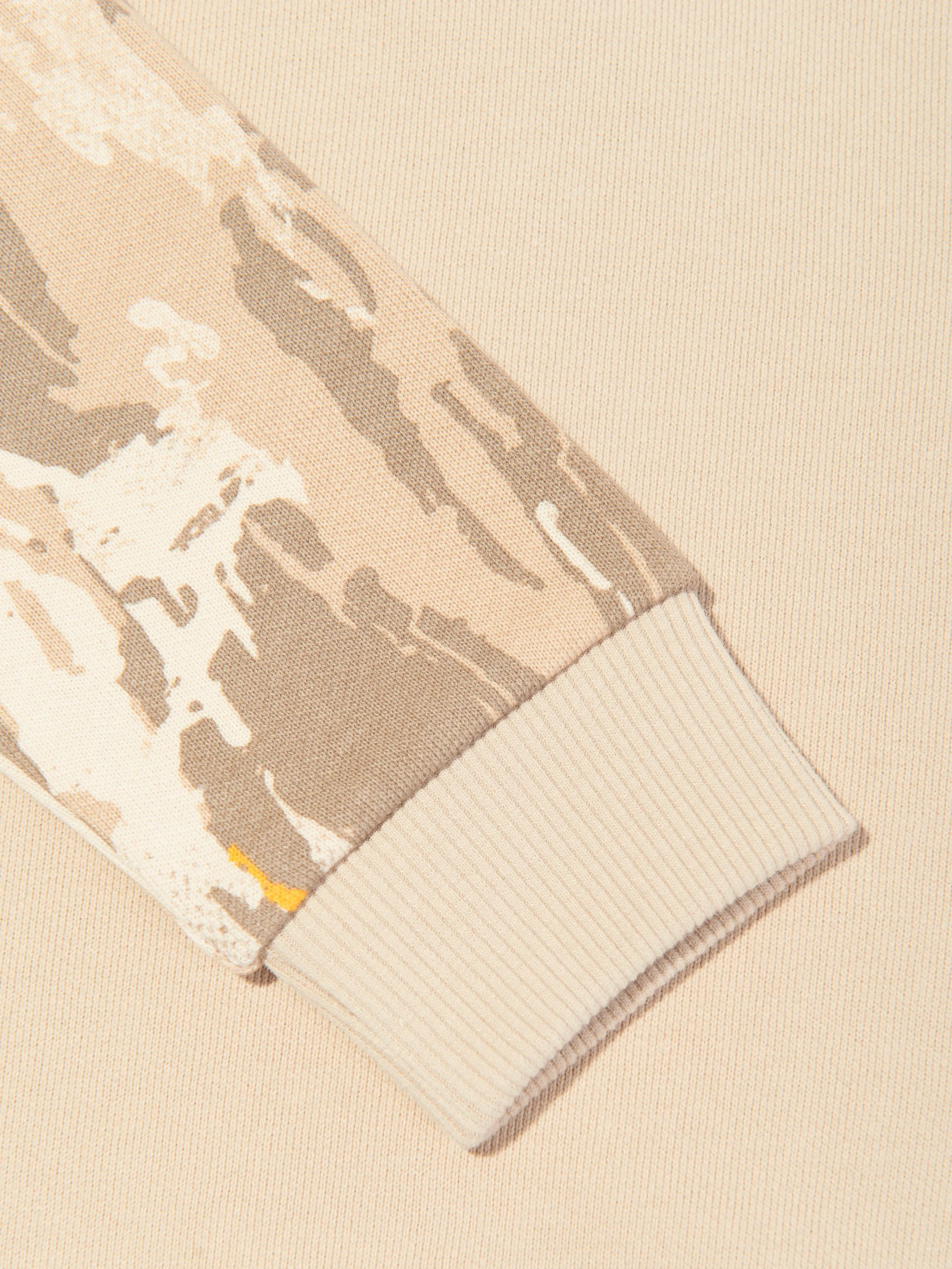 Timberland Jungen Sweatshirt mit gemustertem Ärmel in Beige